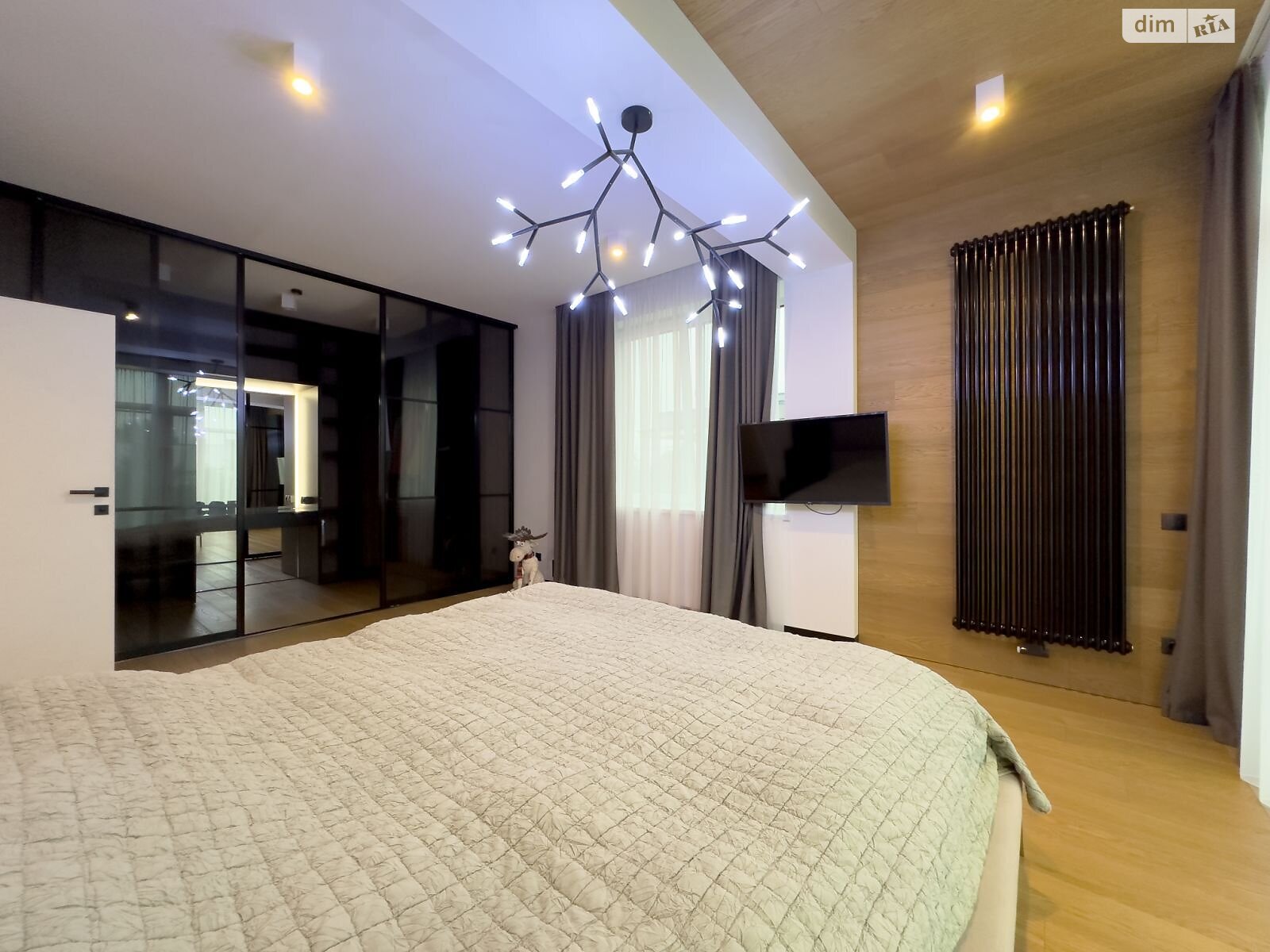 двухэтажный дом с балконом, 162.2 кв. м, кирпич. Продажа в Зубре фото 1