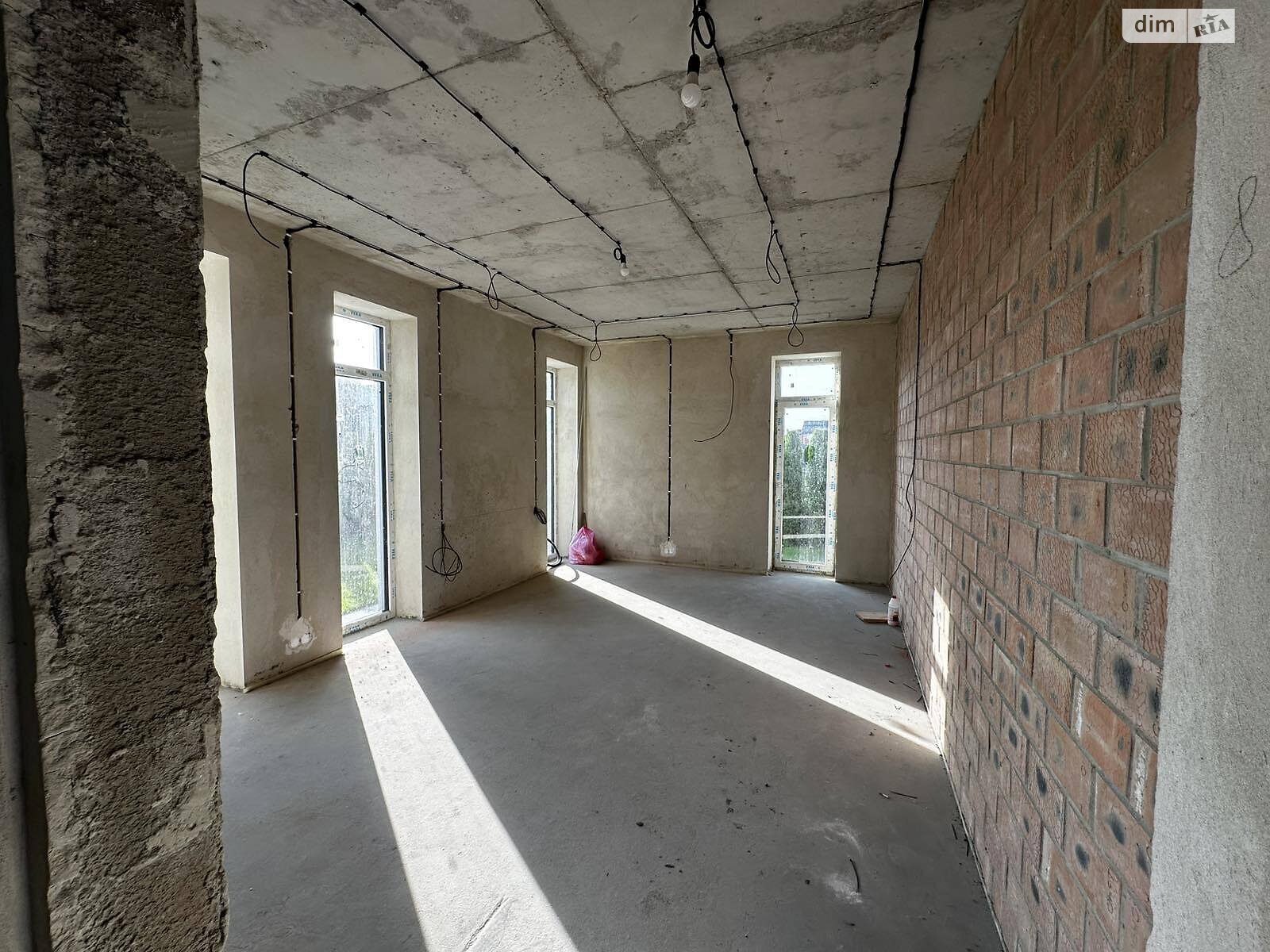 одноповерховий будинок з опаленням, 208 кв. м, цегла. Продаж у Зубрі фото 1 одноповерховий будинок з опаленням, 208 кв. м, цегла. Продаж у Зубрі фото 1