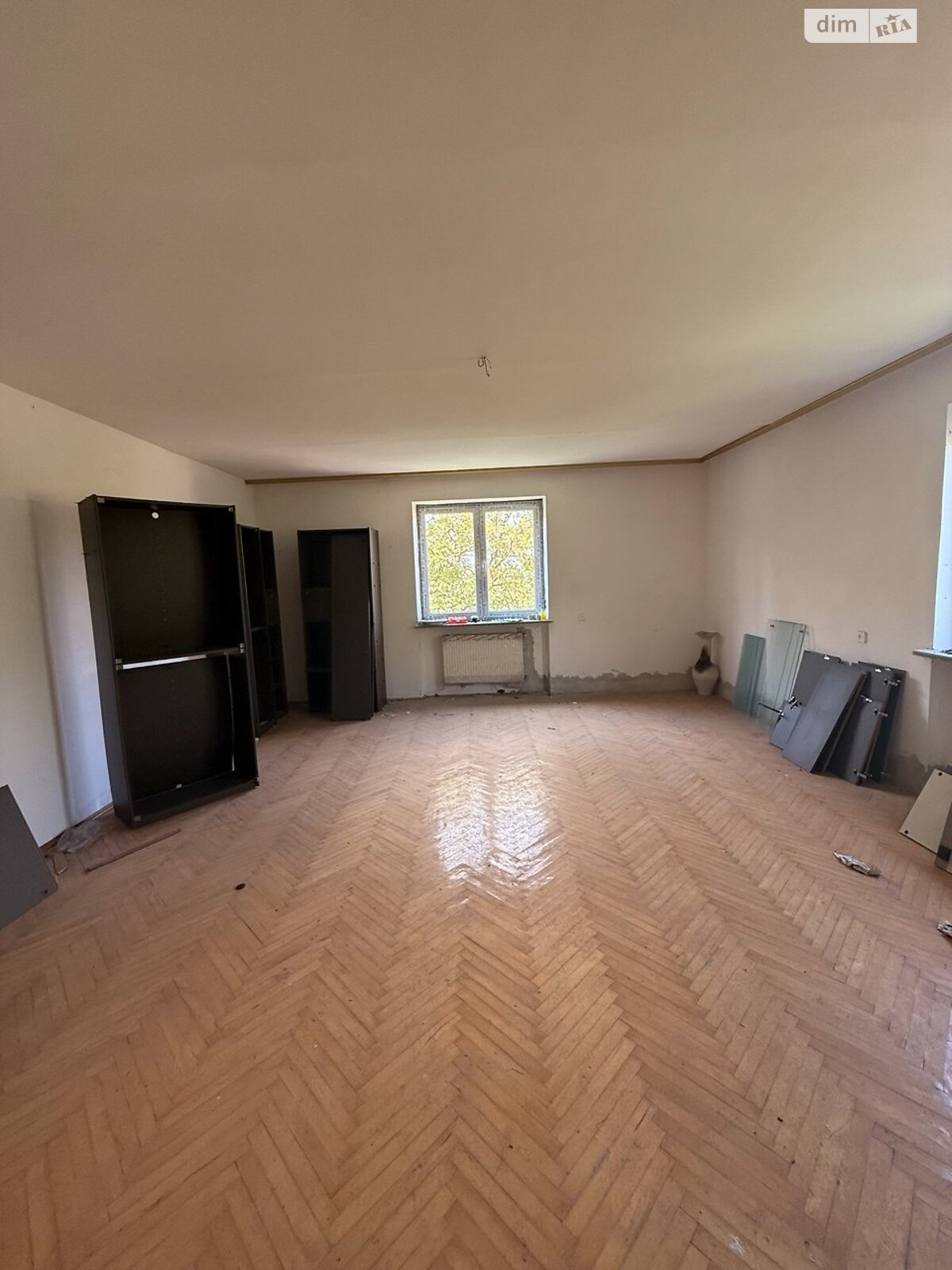трехэтажный дом с балконом, 480.3 кв. м, кирпич. Продажа в Зубре фото 1 трехэтажный дом с балконом, 480.3 кв. м, кирпич. Продажа в Зубре фото 1