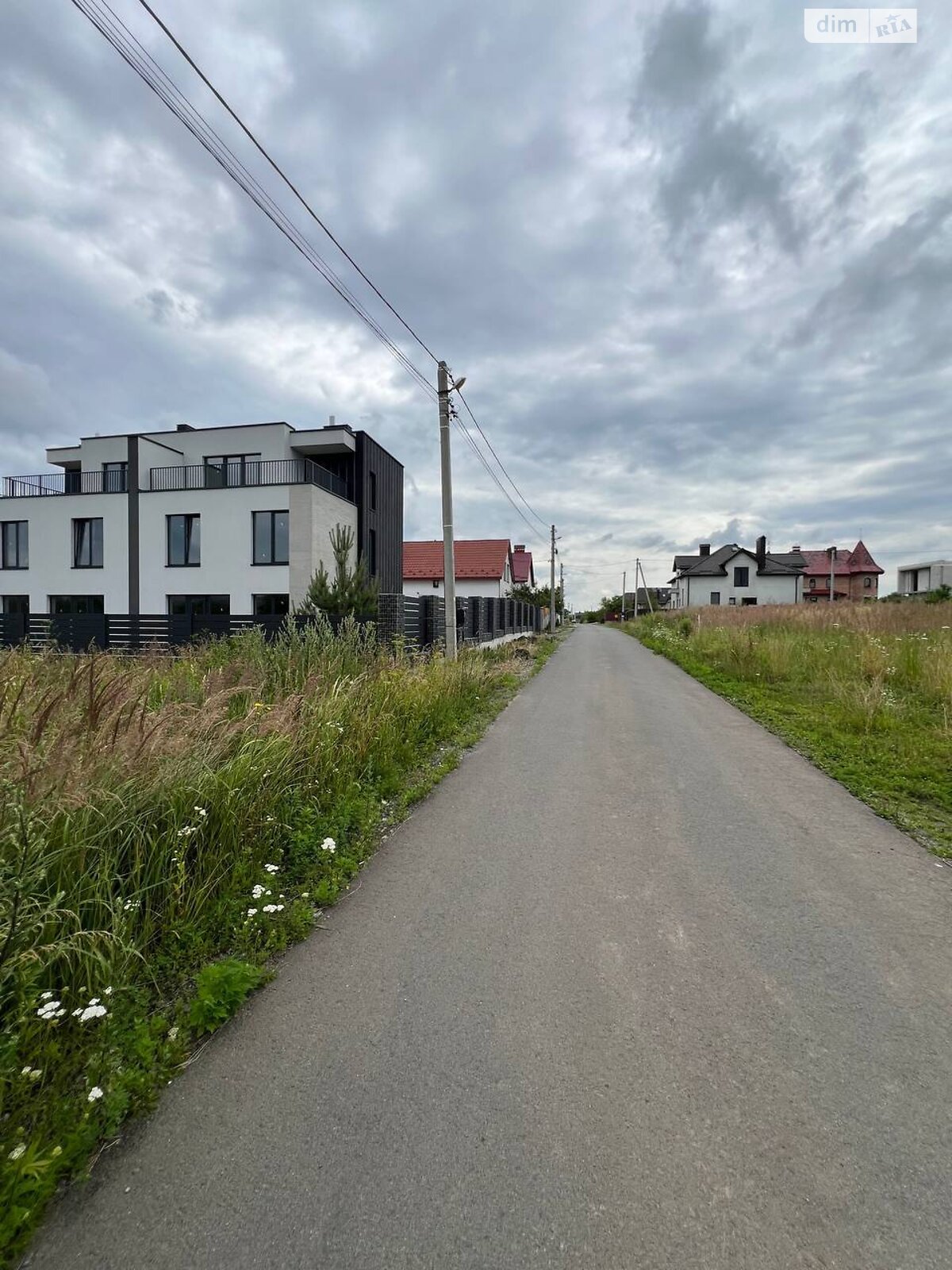 трехэтажный дом, 135 кв. м, кирпич. Продажа в Зубре фото 1 трехэтажный дом, 135 кв. м, кирпич. Продажа в Зубре фото 1