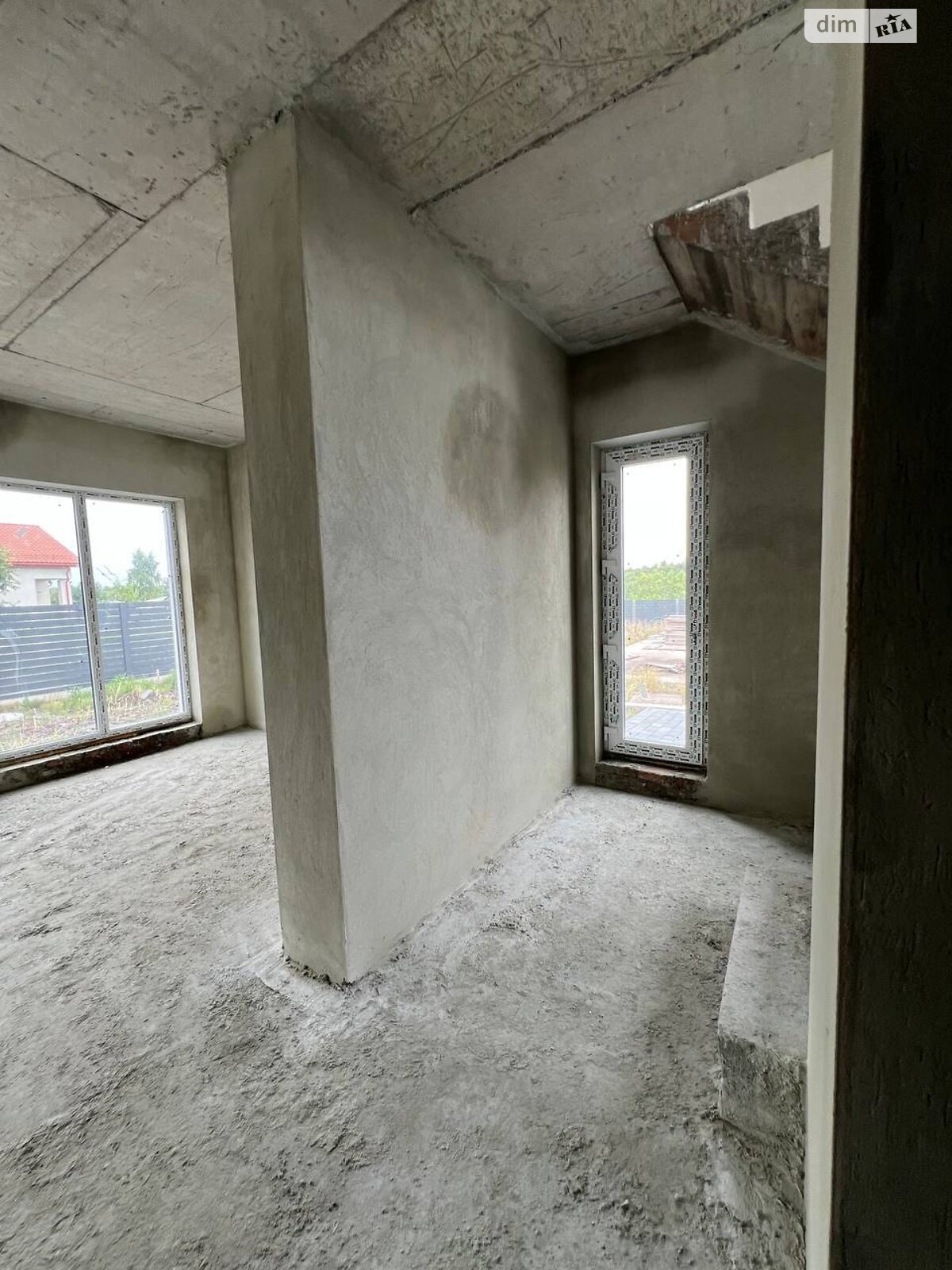 трехэтажный дом, 135 кв. м, кирпич. Продажа в Зубре фото 1 трехэтажный дом, 135 кв. м, кирпич. Продажа в Зубре фото 1