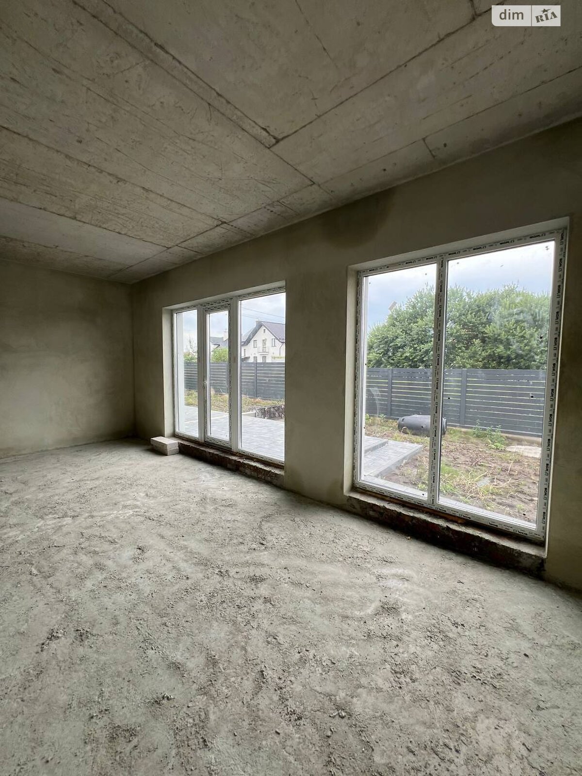трехэтажный дом, 135 кв. м, кирпич. Продажа в Зубре фото 1 трехэтажный дом, 135 кв. м, кирпич. Продажа в Зубре фото 1