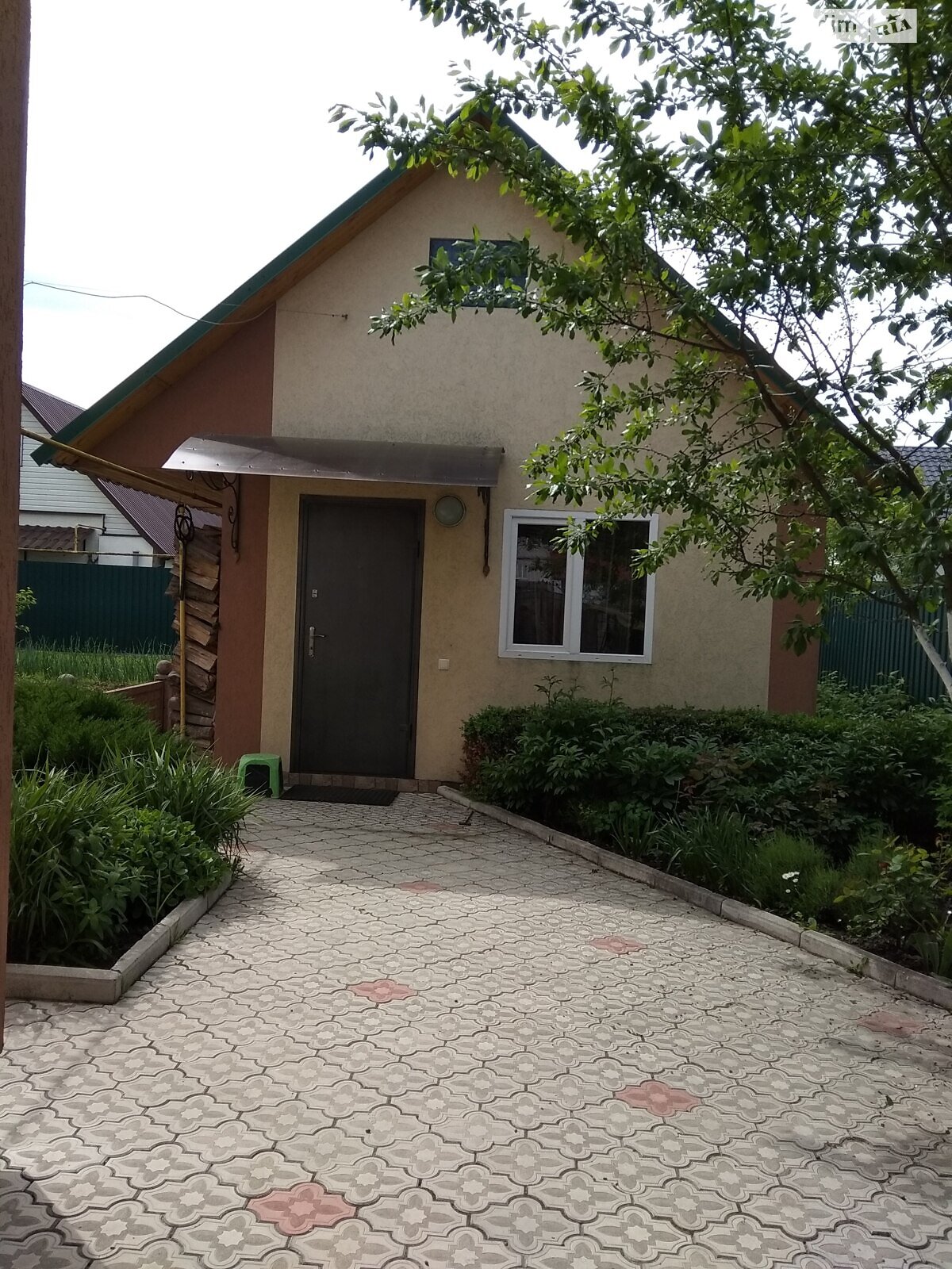 двоповерховий будинок, 100 кв. м, цегла. Продаж у Звягелі фото 1 двоповерховий будинок, 100 кв. м, цегла. Продаж у Звягелі фото 1