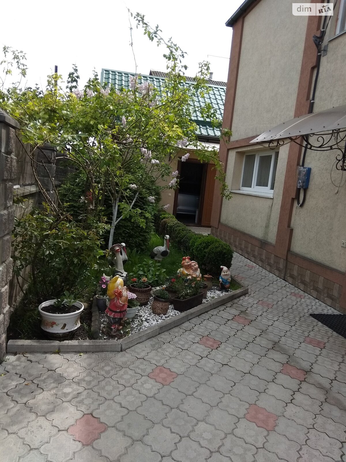 двоповерховий будинок, 100 кв. м, цегла. Продаж у Звягелі фото 1 двоповерховий будинок, 100 кв. м, цегла. Продаж у Звягелі фото 1