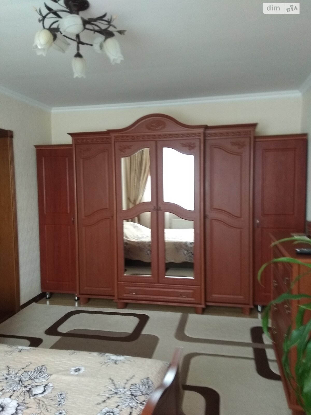 двоповерховий будинок, 100 кв. м, цегла. Продаж у Звягелі фото 1 двоповерховий будинок, 100 кв. м, цегла. Продаж у Звягелі фото 1