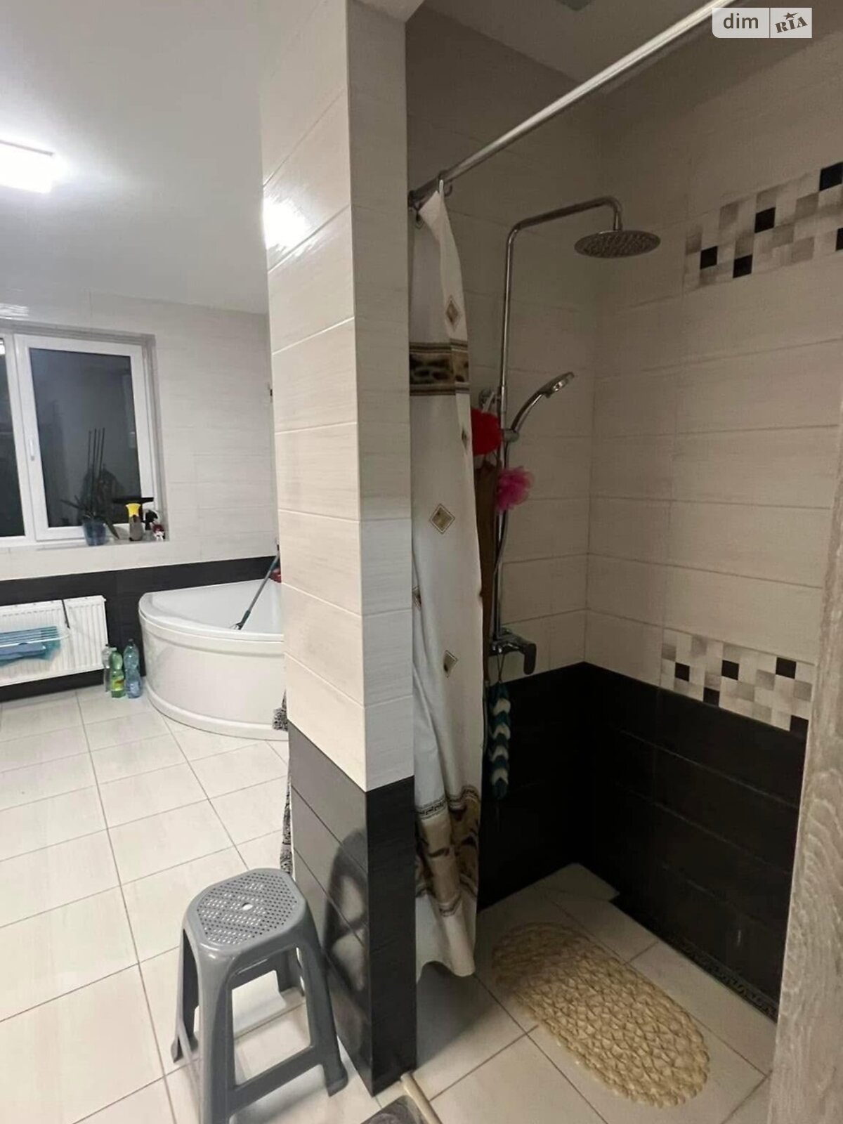 двухэтажный дом с балконом, 240 кв. м, кирпич. Продажа в Зымна Вода фото 1 двухэтажный дом с балконом, 240 кв. м, кирпич. Продажа в Зымна Вода фото 1