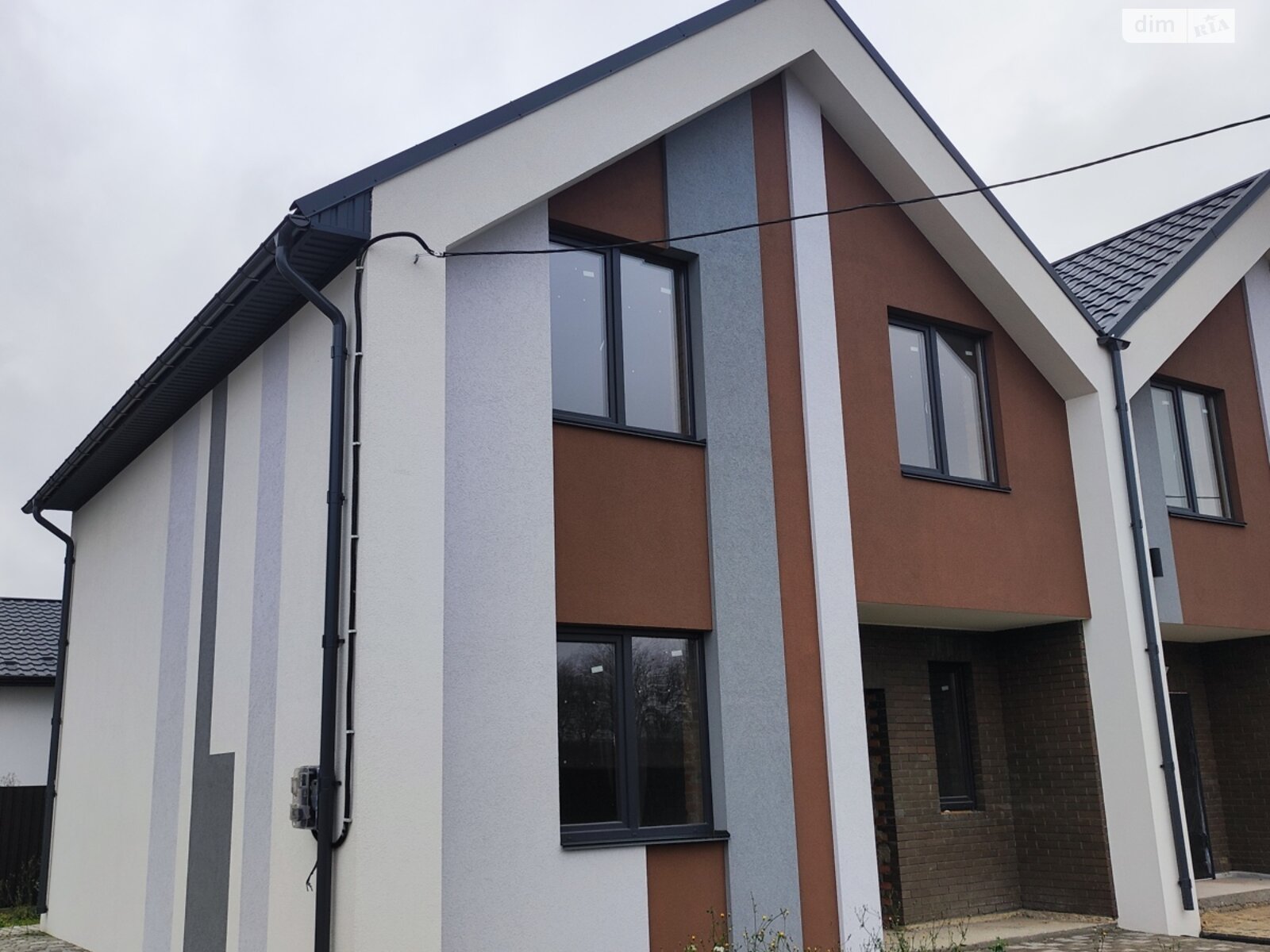 двухэтажный дуплекс, 108 кв. м, кирпич. Продажа в Агрономичном фото 1