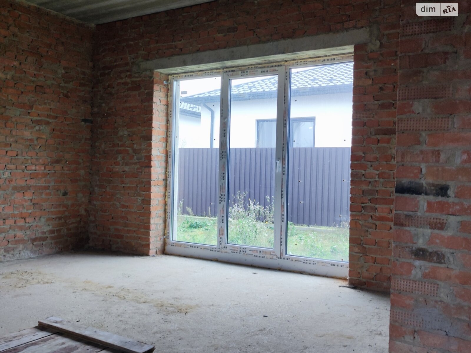 двухэтажный дуплекс, 108 кв. м, кирпич. Продажа в Агрономичном фото 1