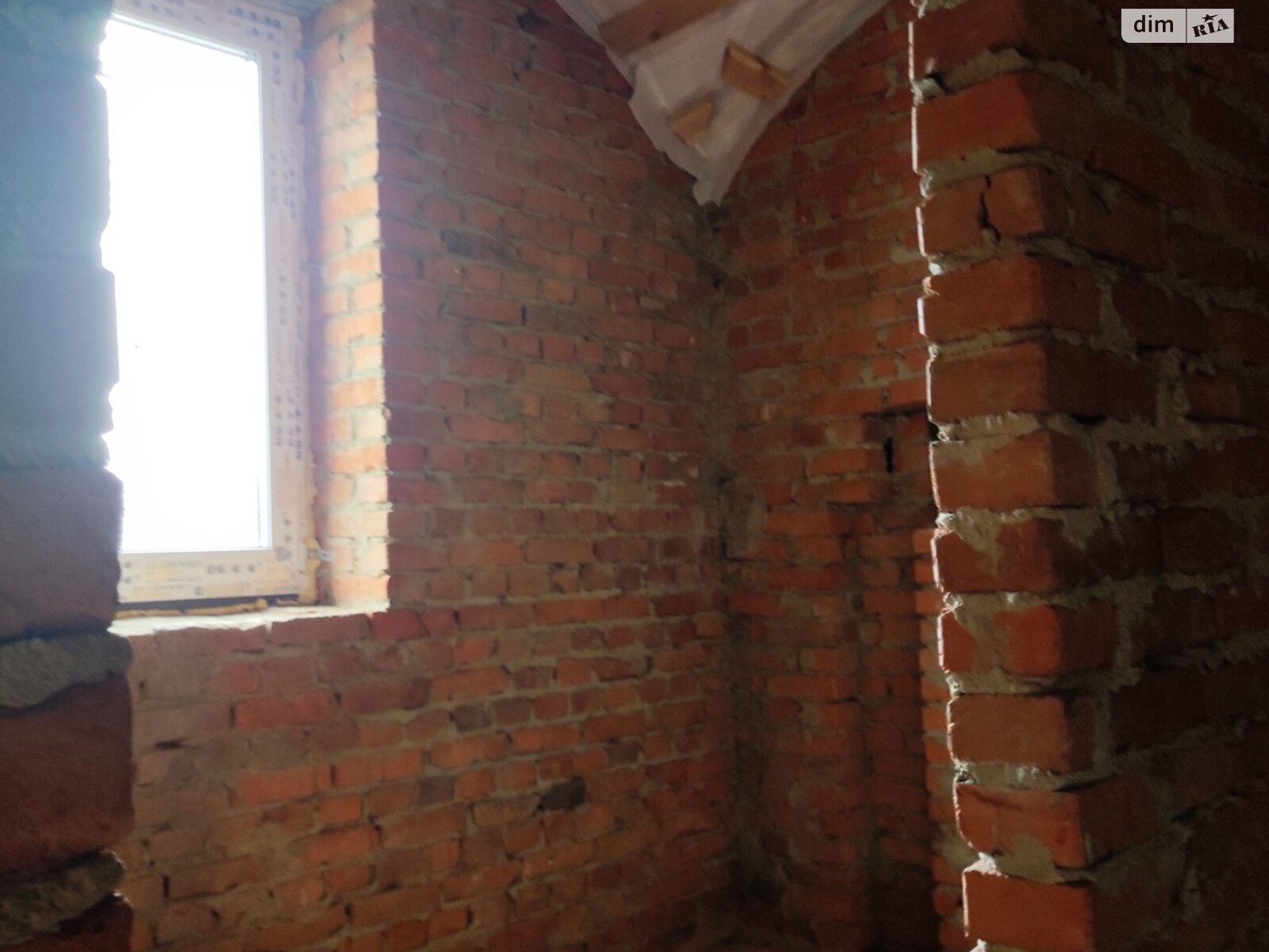 двухэтажный дуплекс, 108 кв. м, кирпич. Продажа в Агрономичном фото 1