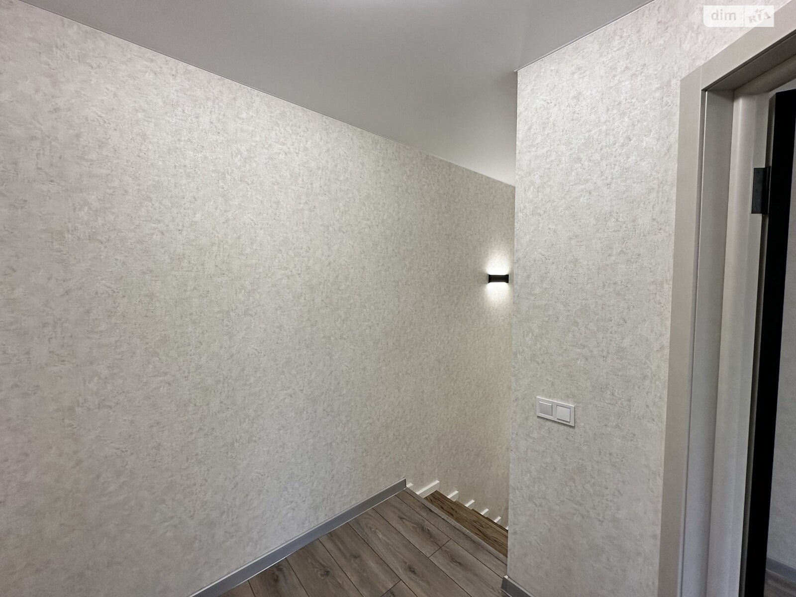 двоповерховий дуплекс, 74 кв. м, кирпич. Продаж у Агрономічному фото 1 двоповерховий дуплекс, 74 кв. м, кирпич. Продаж у Агрономічному фото 1