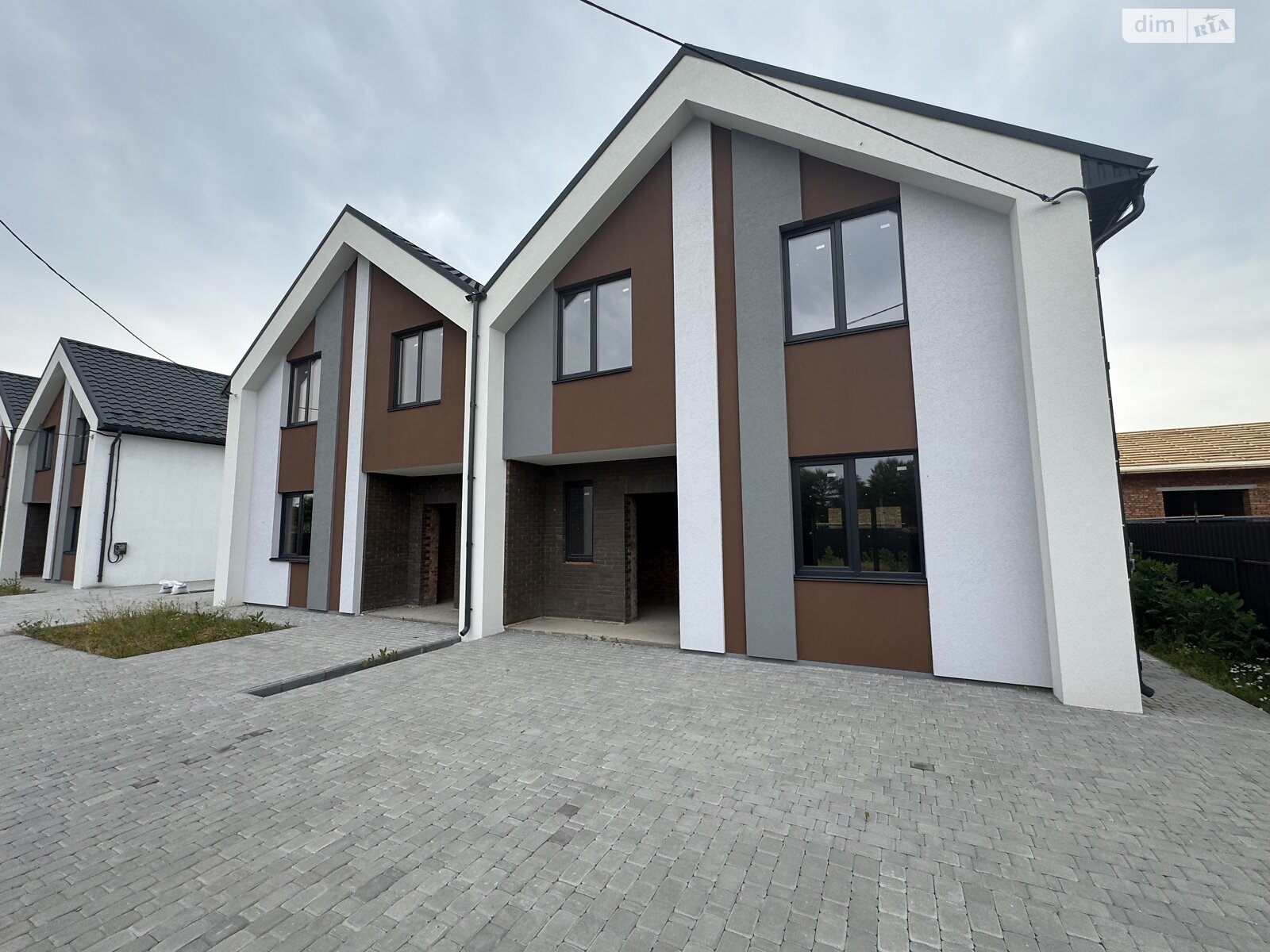 двоповерховий дуплекс, 120 кв. м, цегла. Продаж у Агрономічному фото 1 двоповерховий дуплекс, 120 кв. м, цегла. Продаж у Агрономічному фото 1