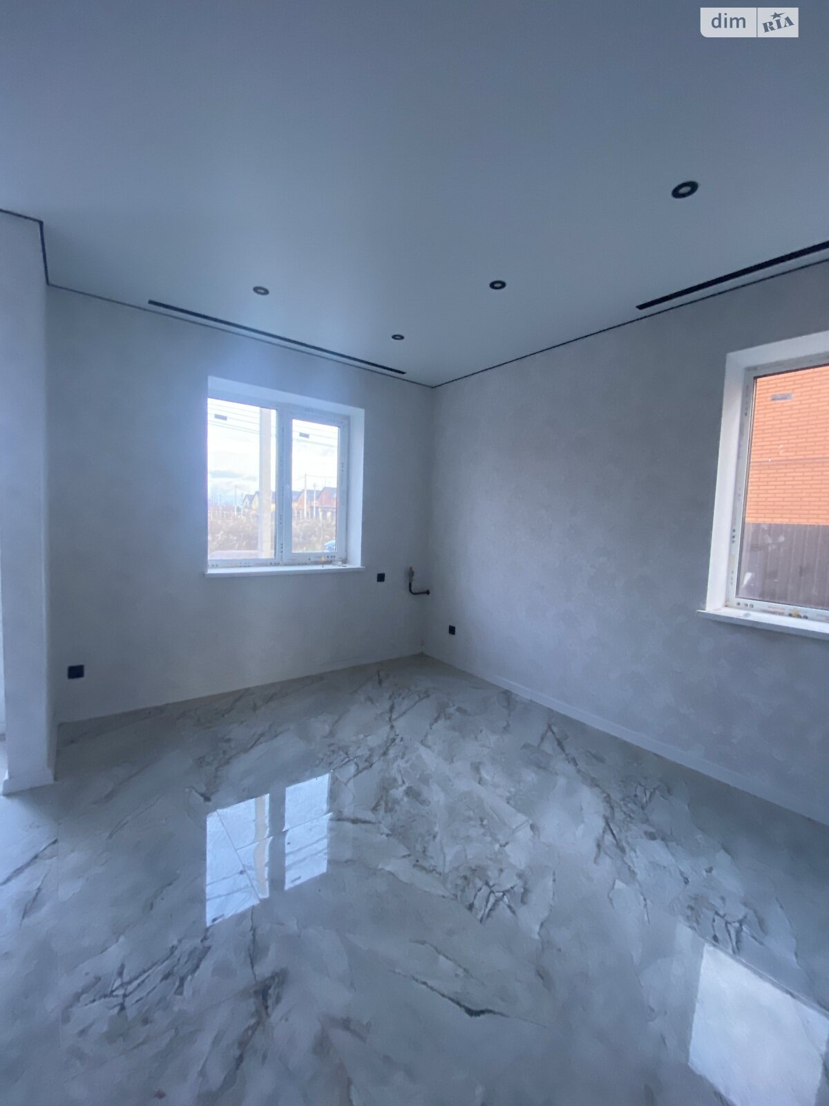 двухэтажный дуплекс, 70 кв. м, кирпич. Продажа в Агрономичном фото 1