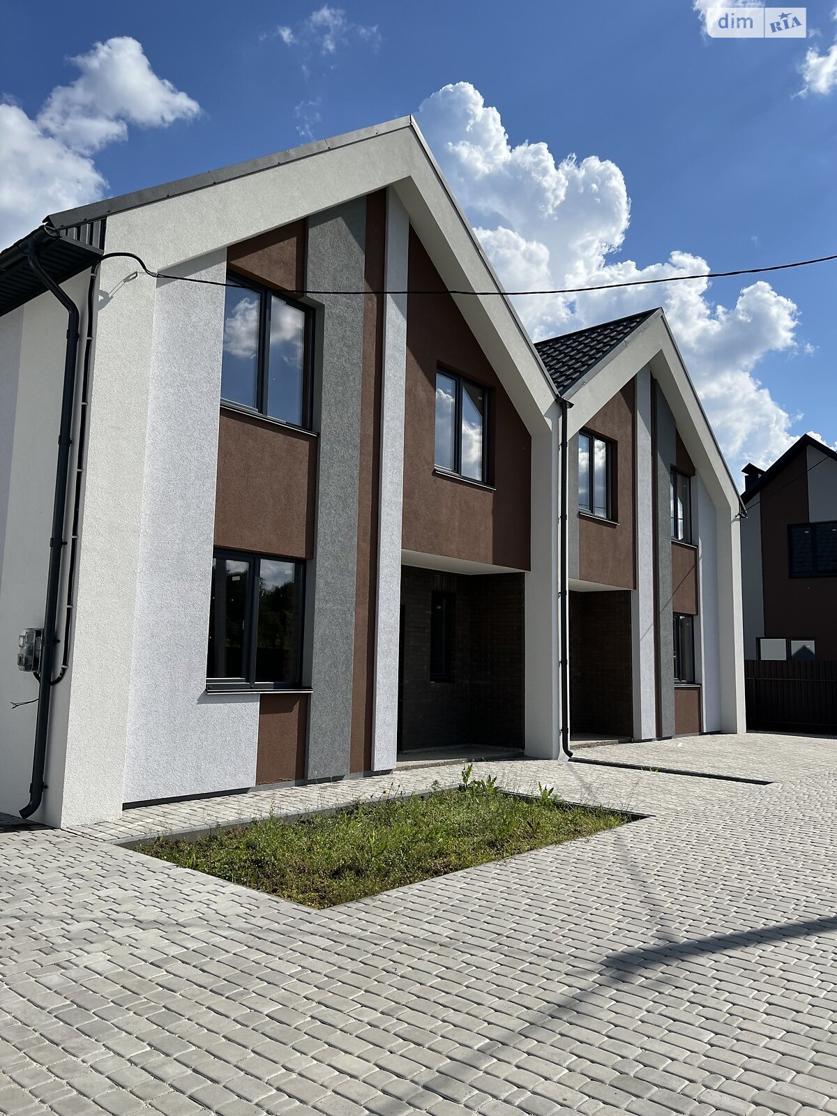 двоповерховий дуплекс, 109 кв. м, кирпич. Продаж у Агрономічному фото 1 двоповерховий дуплекс, 109 кв. м, кирпич. Продаж у Агрономічному фото 1