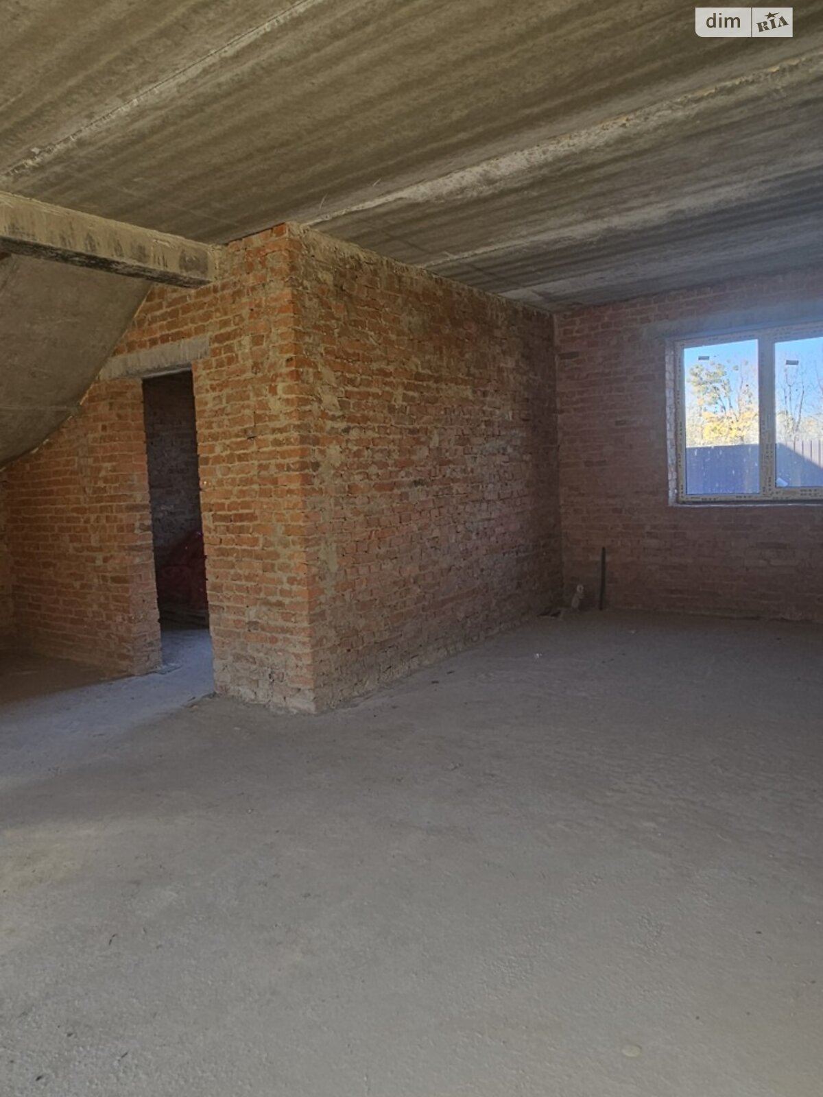 двухэтажный дуплекс, 105 кв. м, кирпич. Продажа в Агрономичном фото 1