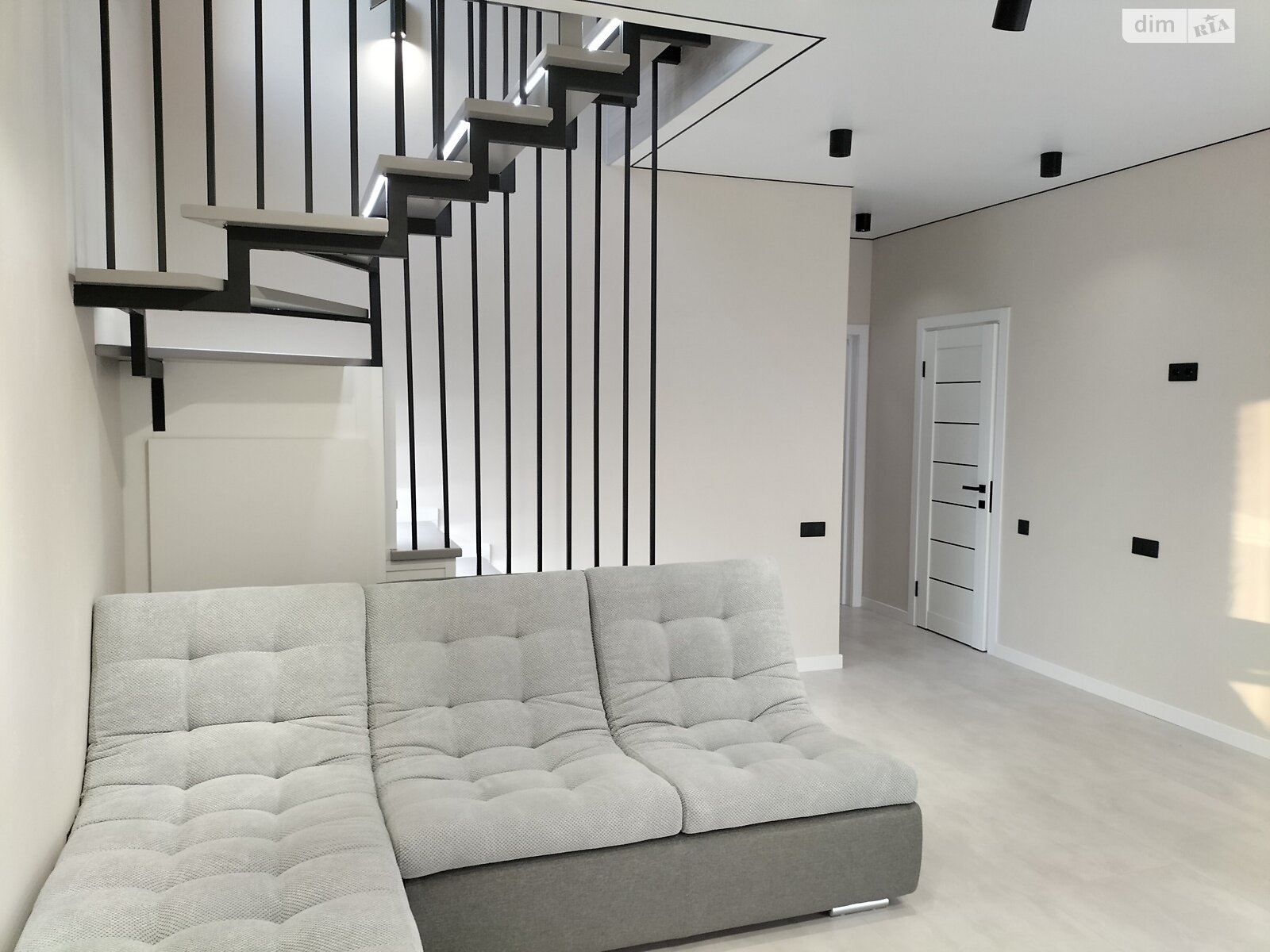 двоповерховий дуплекс, 105 кв. м, цегла. Продаж у Агрономічному фото 1 двоповерховий дуплекс, 105 кв. м, цегла. Продаж у Агрономічному фото 1
