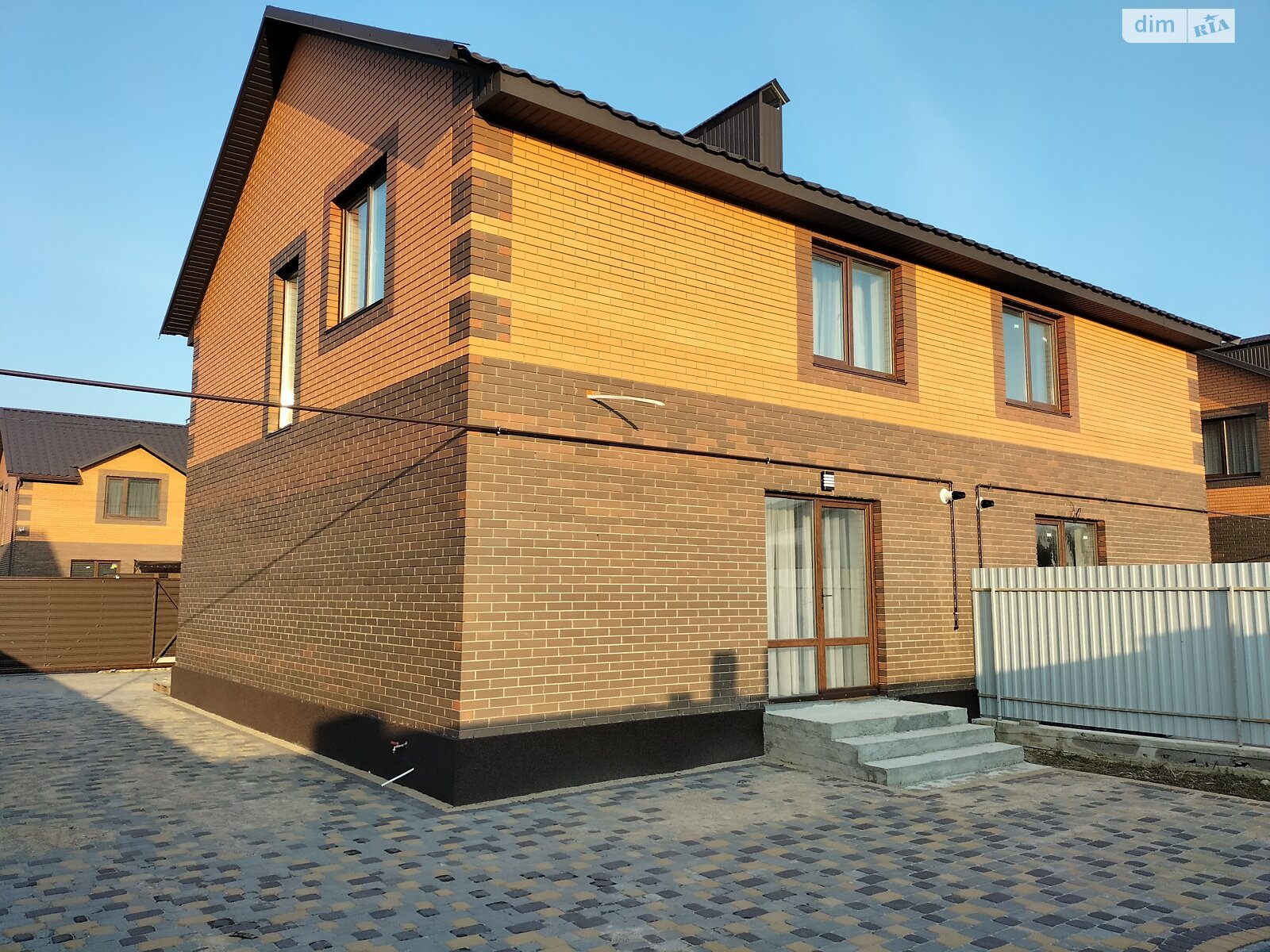 двоповерховий дуплекс, 105 кв. м, цегла. Продаж у Агрономічному фото 1 двоповерховий дуплекс, 105 кв. м, цегла. Продаж у Агрономічному фото 1