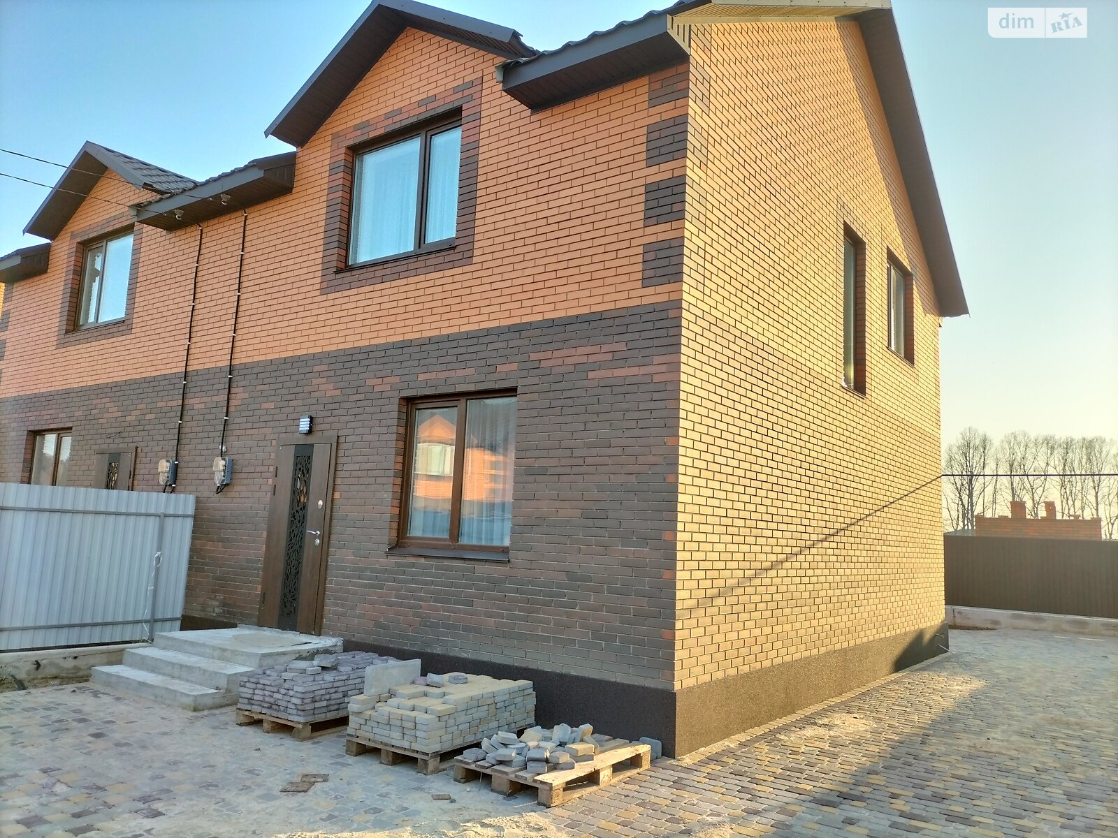двоповерховий дуплекс, 105 кв. м, цегла. Продаж у Агрономічному фото 1 двоповерховий дуплекс, 105 кв. м, цегла. Продаж у Агрономічному фото 1