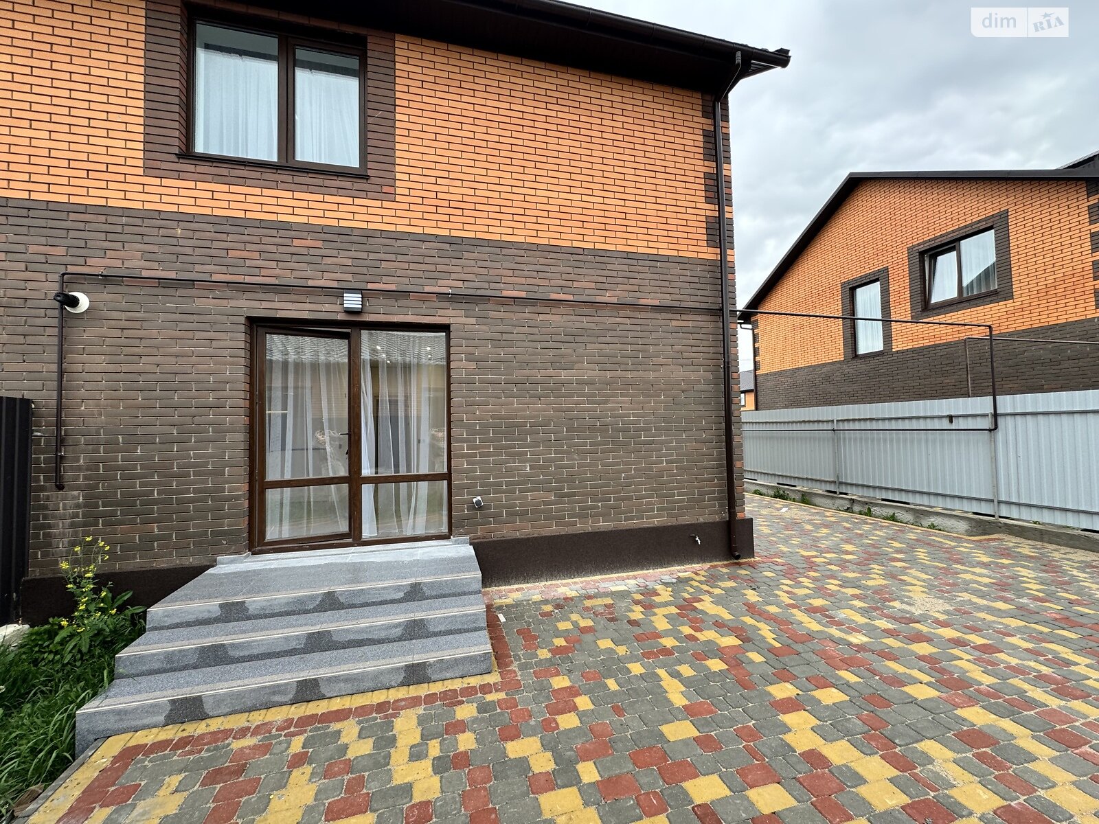 двоповерховий дуплекс, 105 кв. м, кирпич. Продаж у Агрономічному фото 1 двоповерховий дуплекс, 105 кв. м, кирпич. Продаж у Агрономічному фото 1