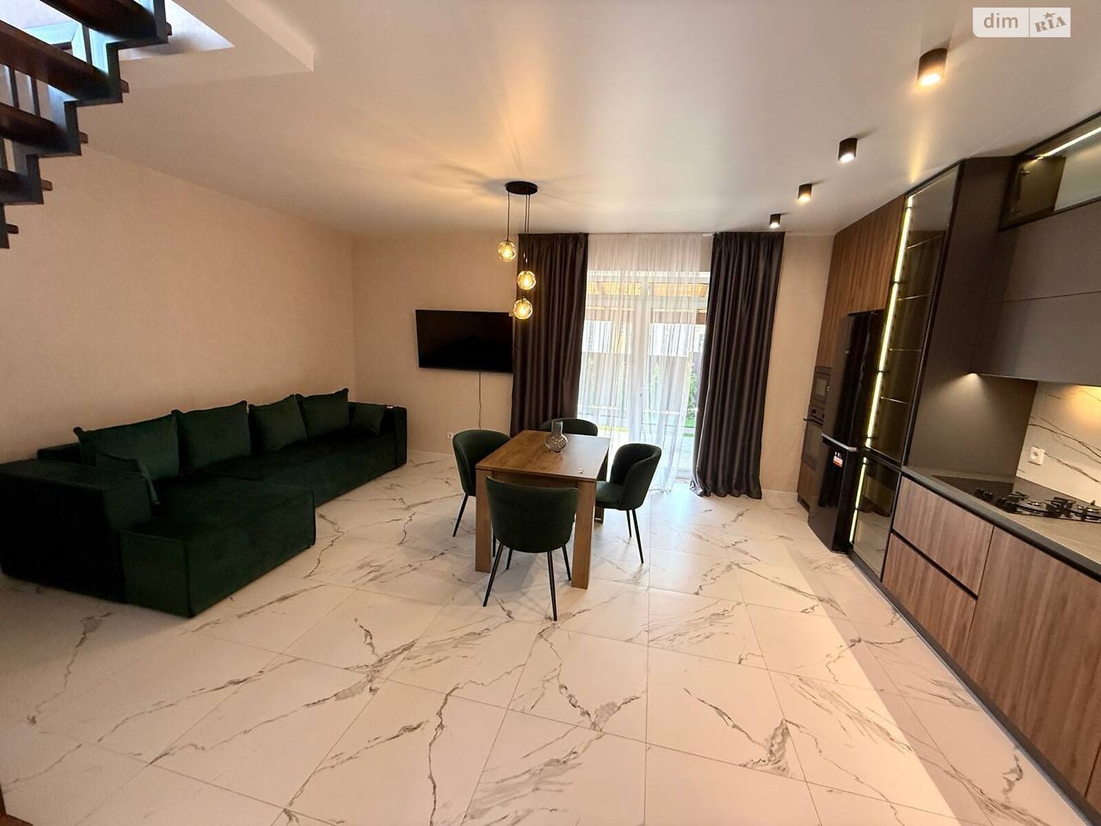 двоповерховий дуплекс, 110 кв. м, кирпич. Продаж у Агрономічному фото 1 двоповерховий дуплекс, 110 кв. м, кирпич. Продаж у Агрономічному фото 1