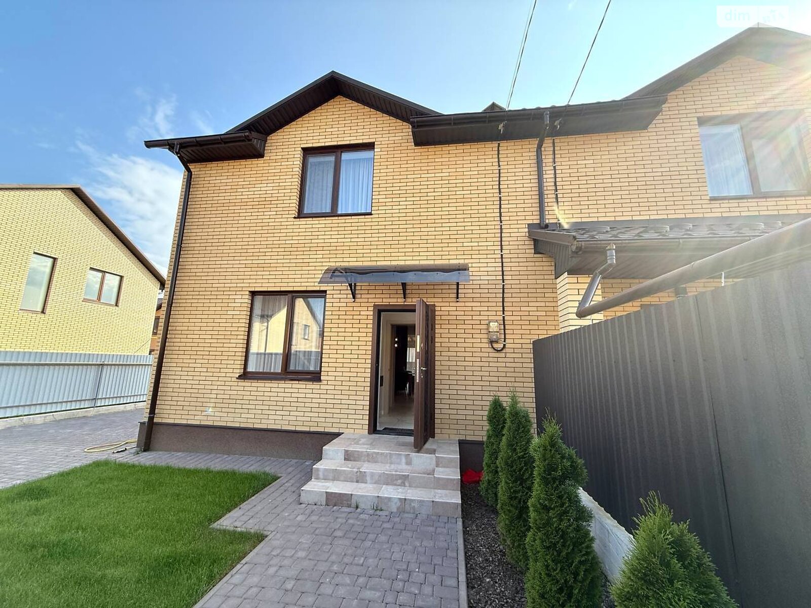двоповерховий дуплекс, 110 кв. м, кирпич. Продаж у Агрономічному фото 1 двоповерховий дуплекс, 110 кв. м, кирпич. Продаж у Агрономічному фото 1