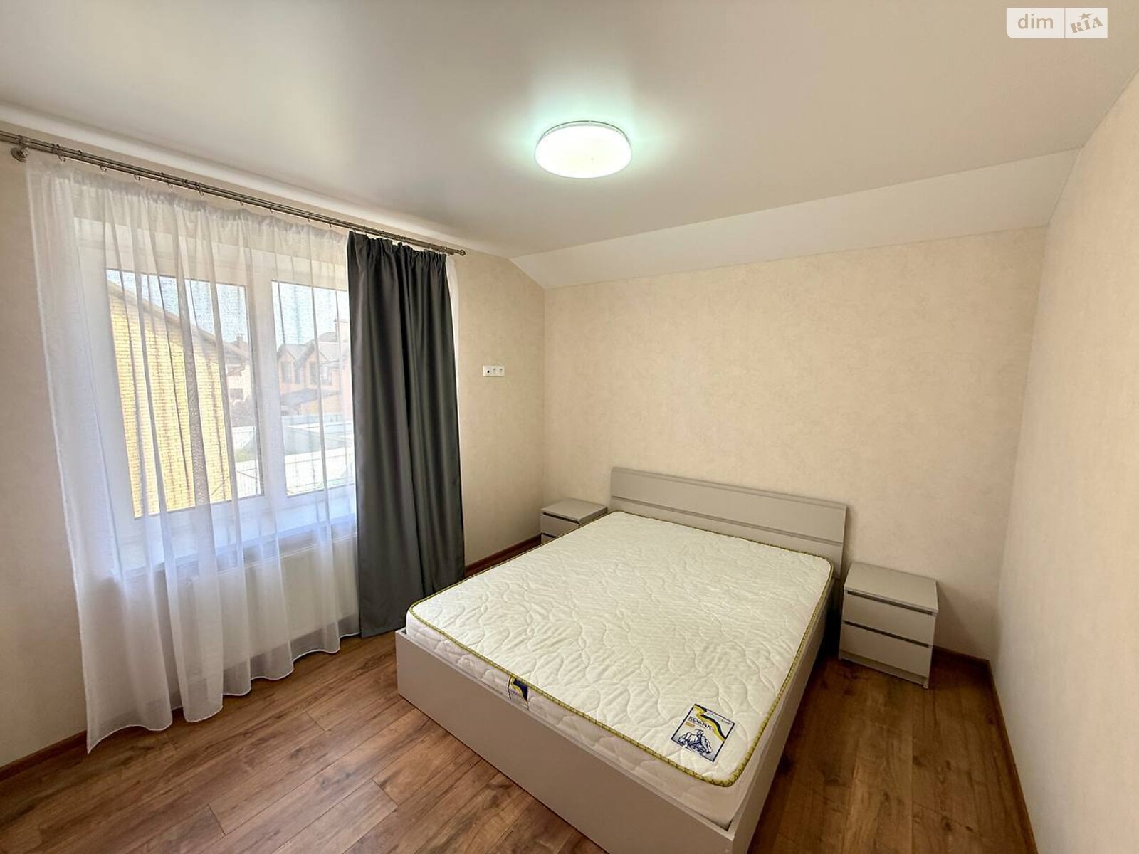 двоповерховий дуплекс, 110 кв. м, кирпич. Продаж у Агрономічному фото 1 двоповерховий дуплекс, 110 кв. м, кирпич. Продаж у Агрономічному фото 1