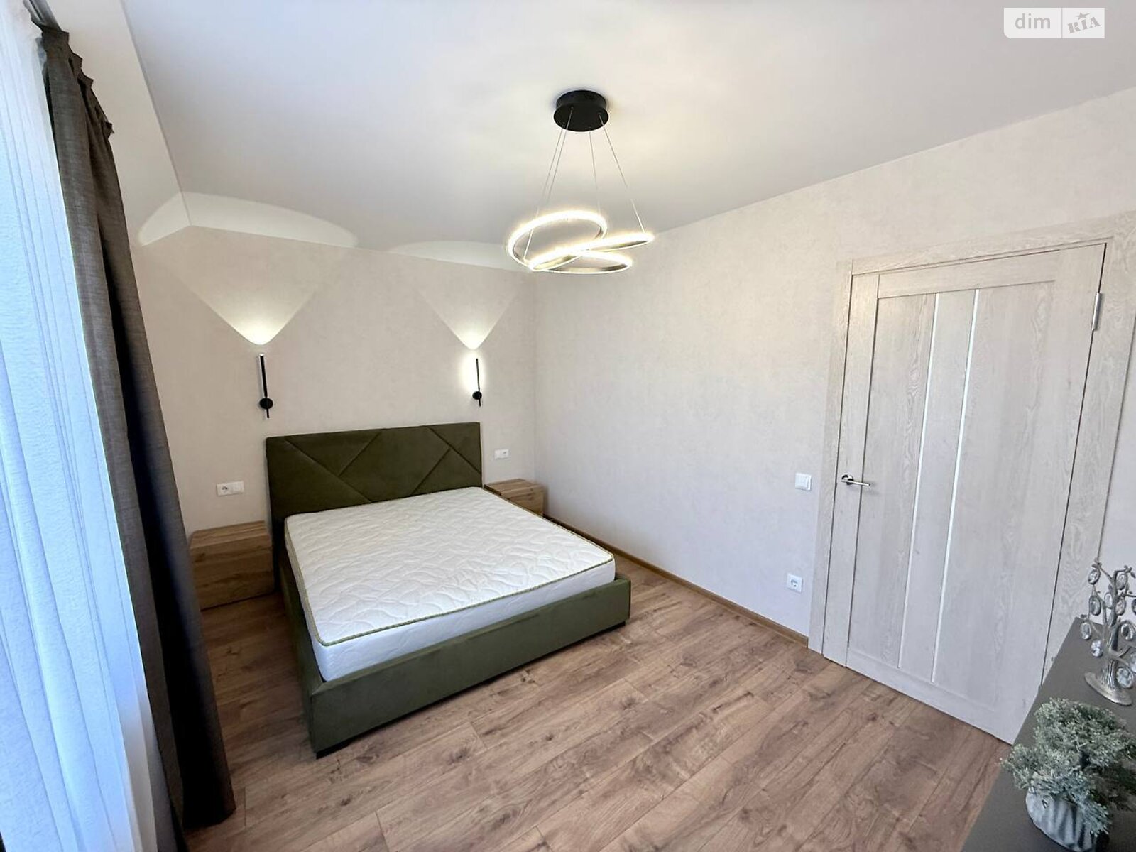 двоповерховий дуплекс, 110 кв. м, кирпич. Продаж у Агрономічному фото 1 двоповерховий дуплекс, 110 кв. м, кирпич. Продаж у Агрономічному фото 1
