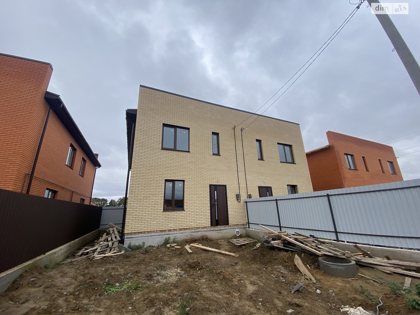 двоповерховий дуплекс, 70 кв. м, кирпич. Продаж у Агрономічному фото 1 двоповерховий дуплекс, 70 кв. м, кирпич. Продаж у Агрономічному фото 1