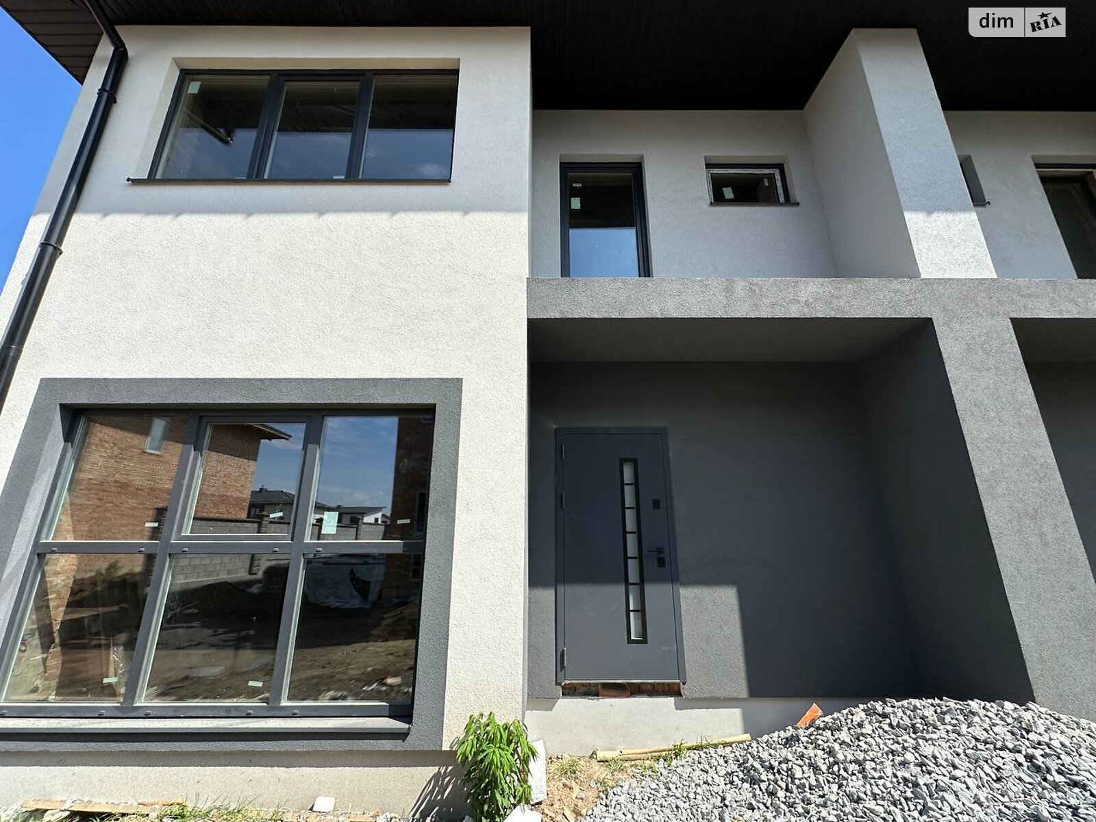 двоповерховий дуплекс, 126 кв. м, цегла. Продаж у Рівному фото 1 двоповерховий дуплекс, 126 кв. м, цегла. Продаж у Рівному фото 1