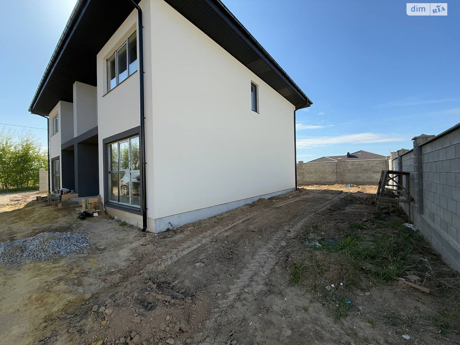 двоповерховий дуплекс, 126 кв. м, цегла. Продаж у Рівному фото 1 двоповерховий дуплекс, 126 кв. м, цегла. Продаж у Рівному фото 1