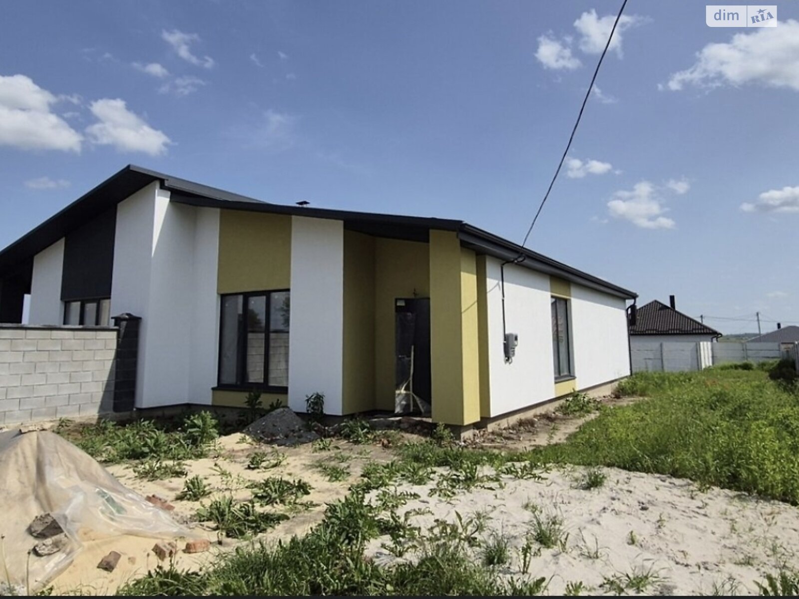 одноэтажный дуплекс, 75.2 кв. м, кирпич. Продажа в Бармаках фото 1