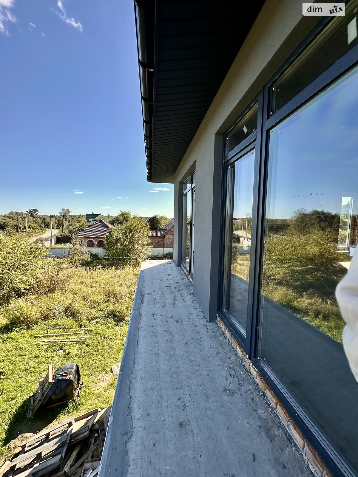 двоповерховий дуплекс, 203 кв. м, кирпич. Продаж у Басівці фото 1 двоповерховий дуплекс, 203 кв. м, кирпич. Продаж у Басівці фото 1