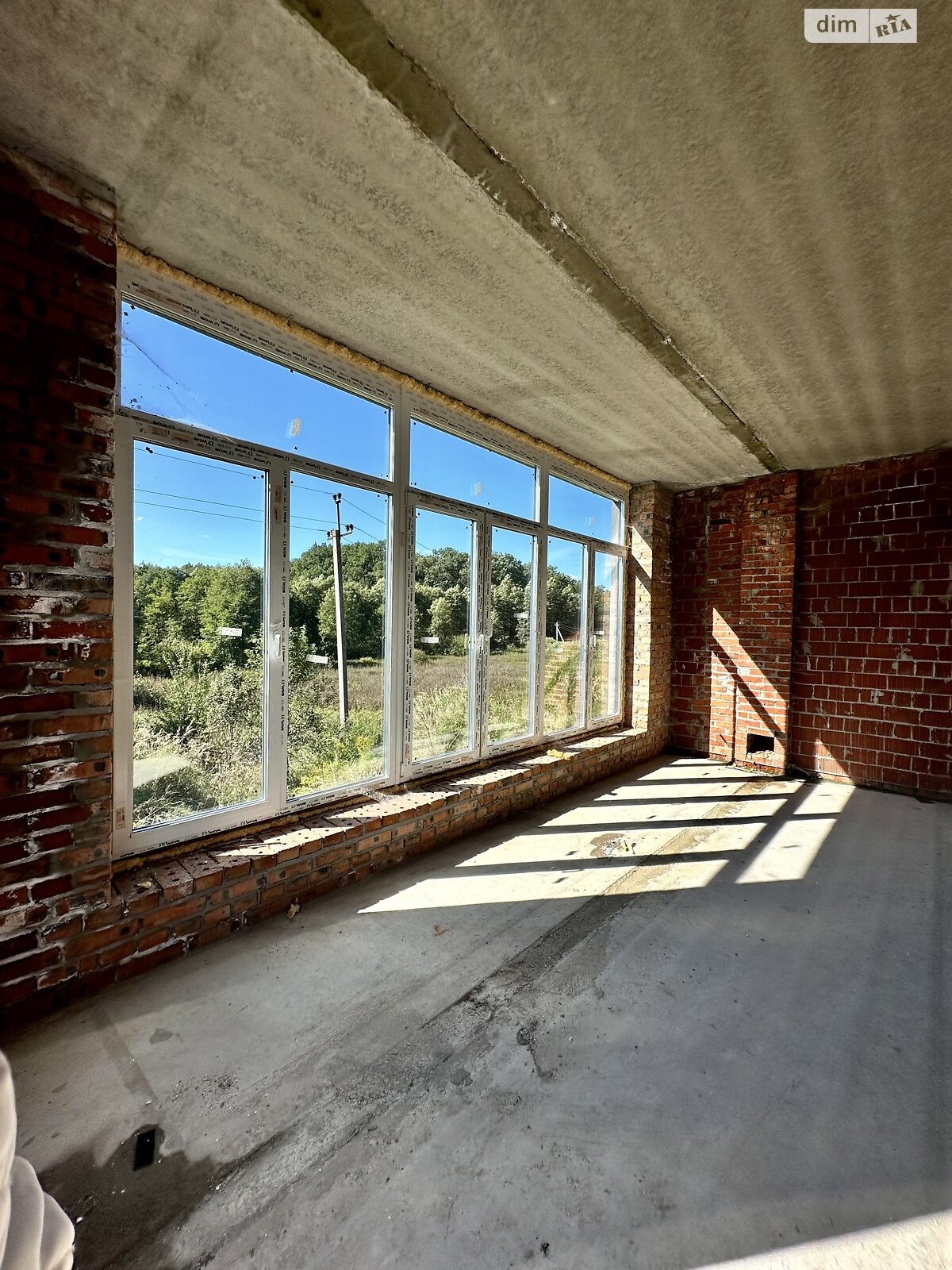 двоповерховий дуплекс, 203 кв. м, кирпич. Продаж у Басівці фото 1 двоповерховий дуплекс, 203 кв. м, кирпич. Продаж у Басівці фото 1
