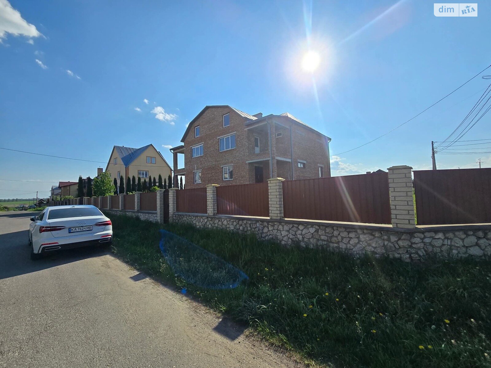 триповерховий дуплекс, 240 кв. м, цегла. Продаж у Байківці фото 1 триповерховий дуплекс, 240 кв. м, цегла. Продаж у Байківці фото 1