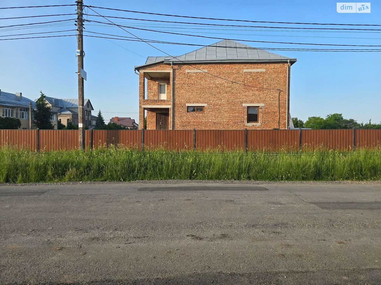 трехэтажный дуплекс, 240 кв. м, кирпич. Продажа в Байковцах фото 1 трехэтажный дуплекс, 240 кв. м, кирпич. Продажа в Байковцах фото 1
