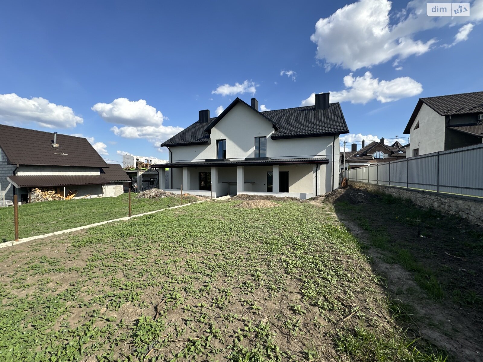 двоповерховий дуплекс, 180 кв. м, кирпич. Продаж у Байківці фото 1 двоповерховий дуплекс, 180 кв. м, кирпич. Продаж у Байківці фото 1