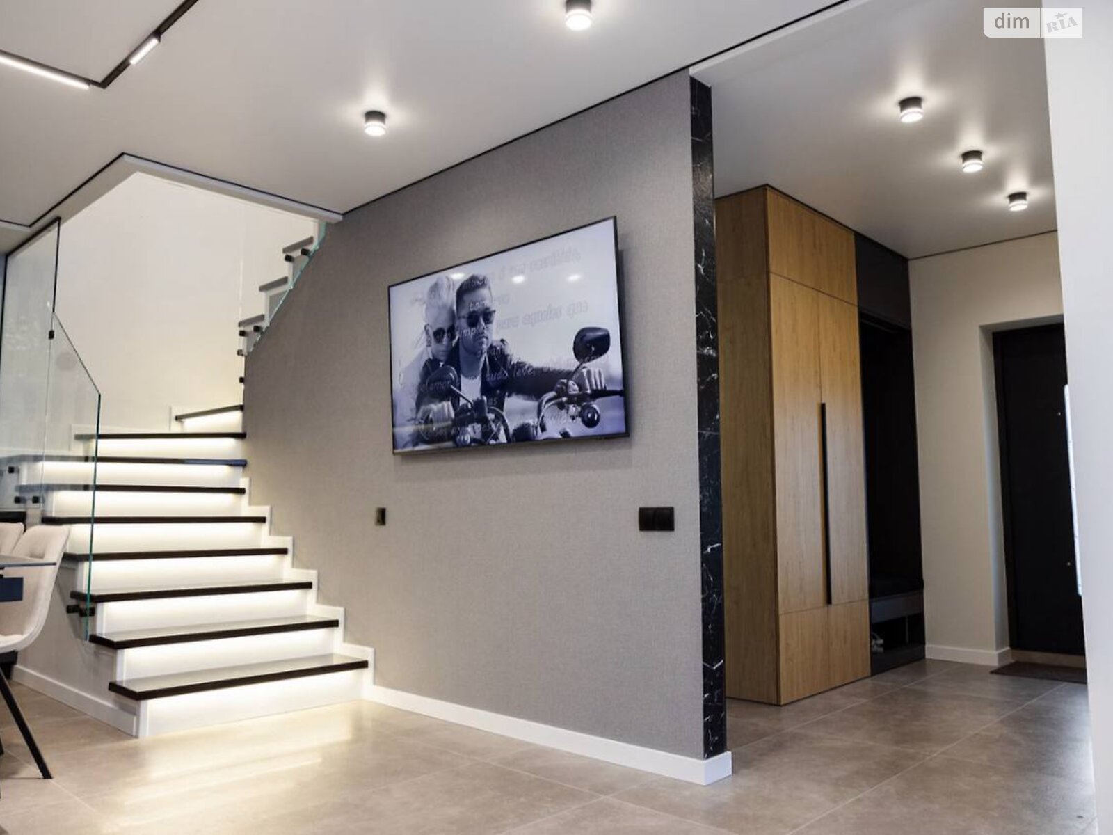 двоповерховий дуплекс, 115 кв. м, цегла. Продаж в Байківці фото 1 двоповерховий дуплекс, 115 кв. м, цегла. Продаж в Байківці фото 1