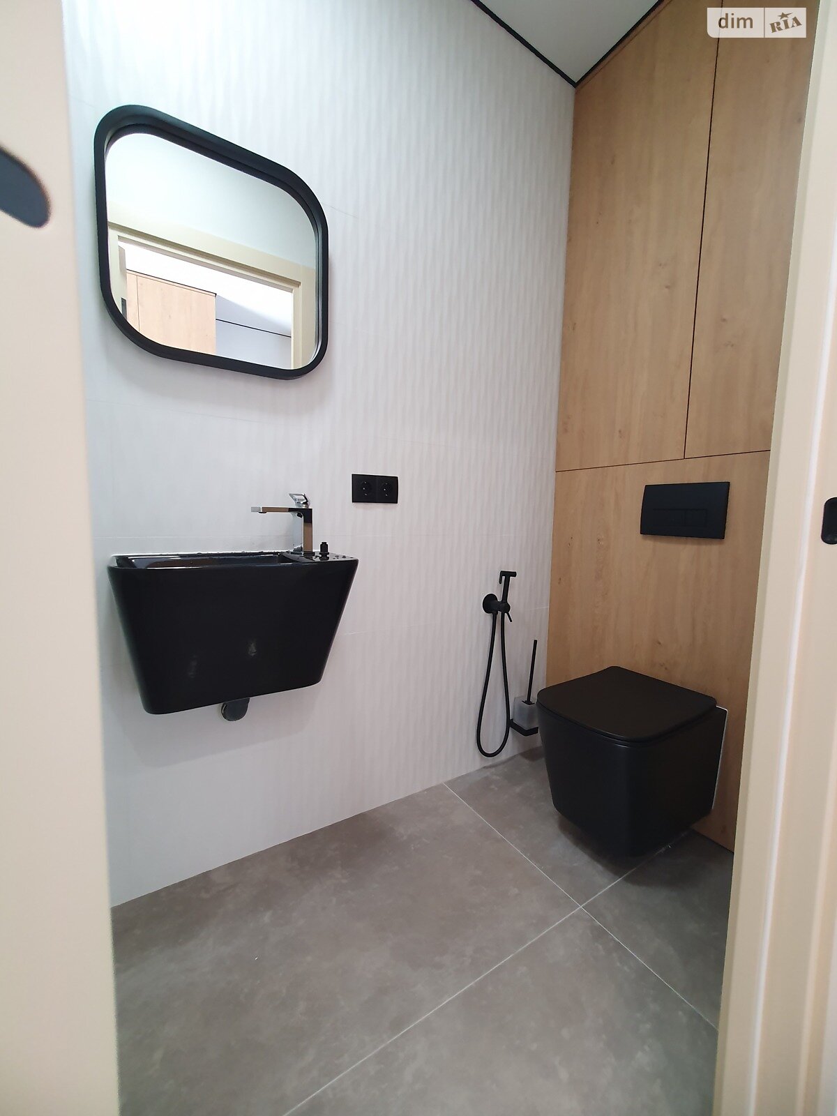 двоповерховий дуплекс, 115 кв. м, цегла. Продаж в Байківці фото 1 двоповерховий дуплекс, 115 кв. м, цегла. Продаж в Байківці фото 1