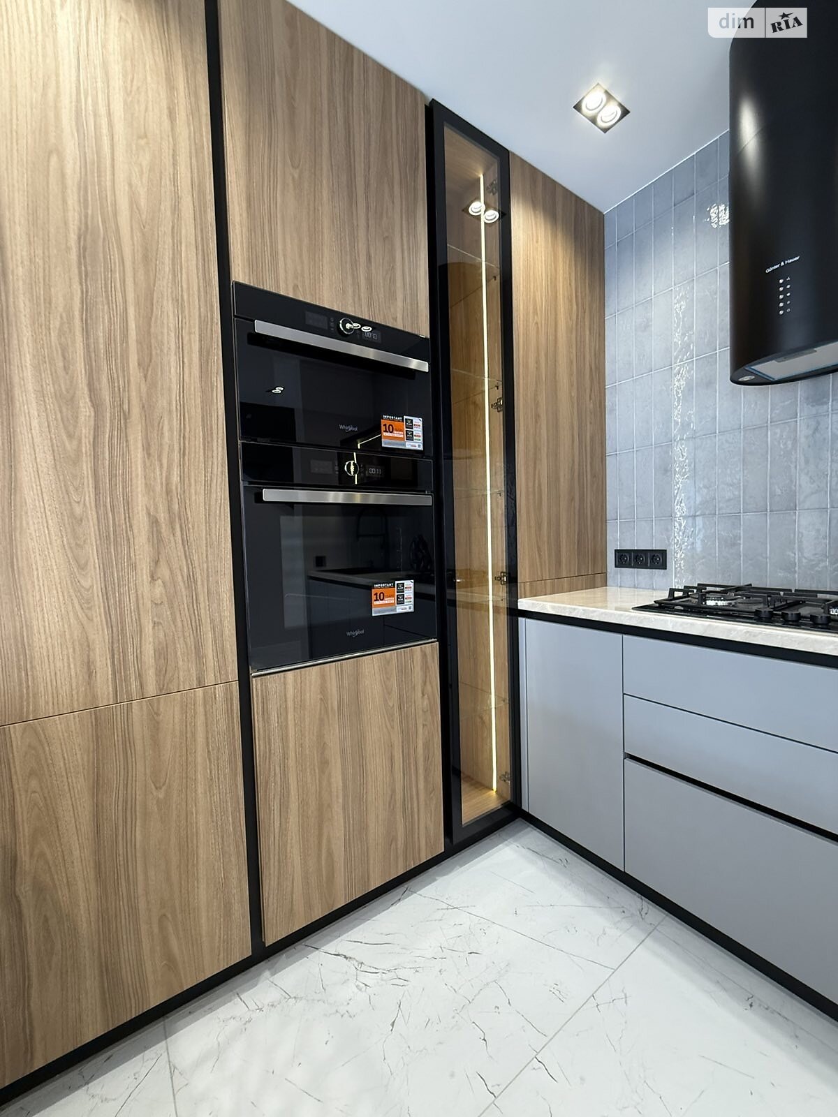 двоповерховий дуплекс, 110 кв. м, цегла. Продаж у Байківці фото 1 двоповерховий дуплекс, 110 кв. м, цегла. Продаж у Байківці фото 1