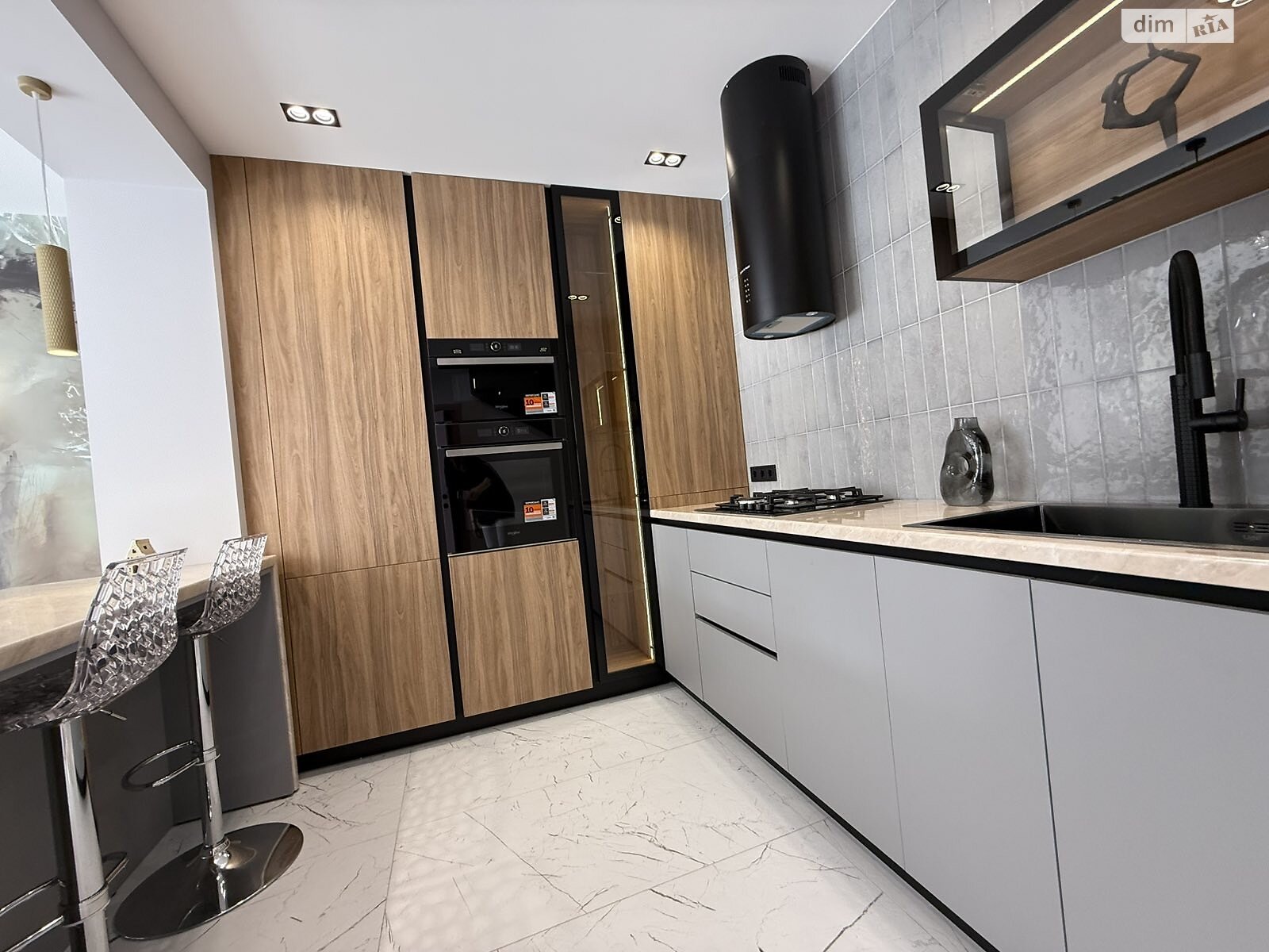 двоповерховий дуплекс, 110 кв. м, цегла. Продаж у Байківці фото 1 двоповерховий дуплекс, 110 кв. м, цегла. Продаж у Байківці фото 1