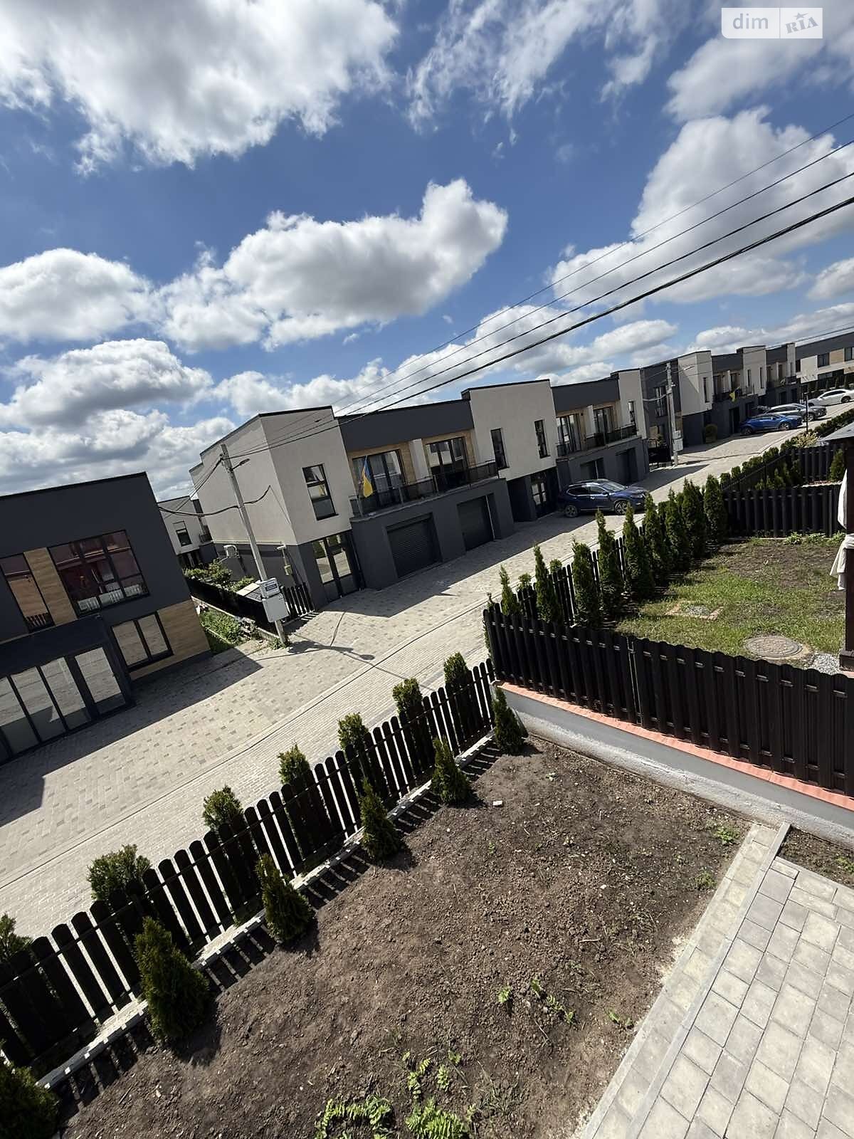 двоповерховий дуплекс, 110 кв. м, цегла. Продаж у Байківці фото 1 двоповерховий дуплекс, 110 кв. м, цегла. Продаж у Байківці фото 1