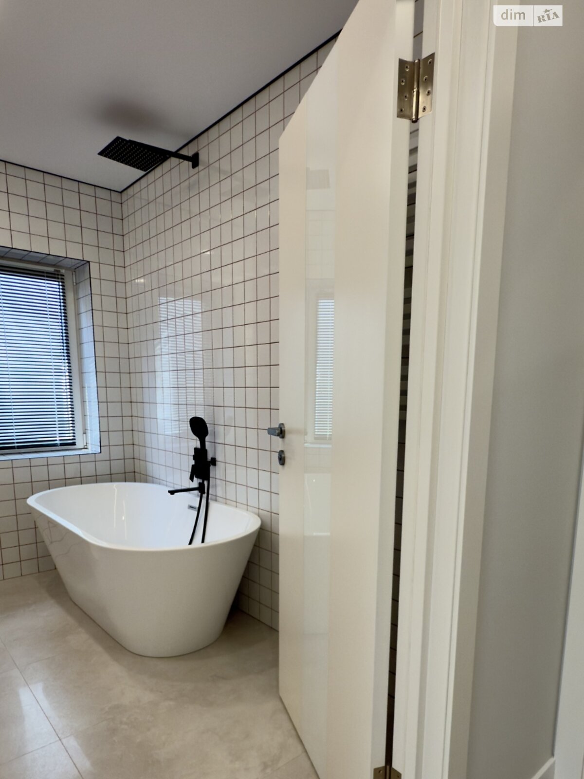 двоповерховий дуплекс, 114 кв. м, цегла. Продаж у Байківці фото 1 двоповерховий дуплекс, 114 кв. м, цегла. Продаж у Байківці фото 1