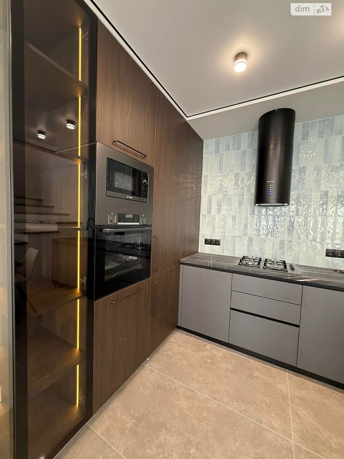 двоповерховий дуплекс, 115 кв. м, цегла. Продаж у Байківці фото 1 двоповерховий дуплекс, 115 кв. м, цегла. Продаж у Байківці фото 1