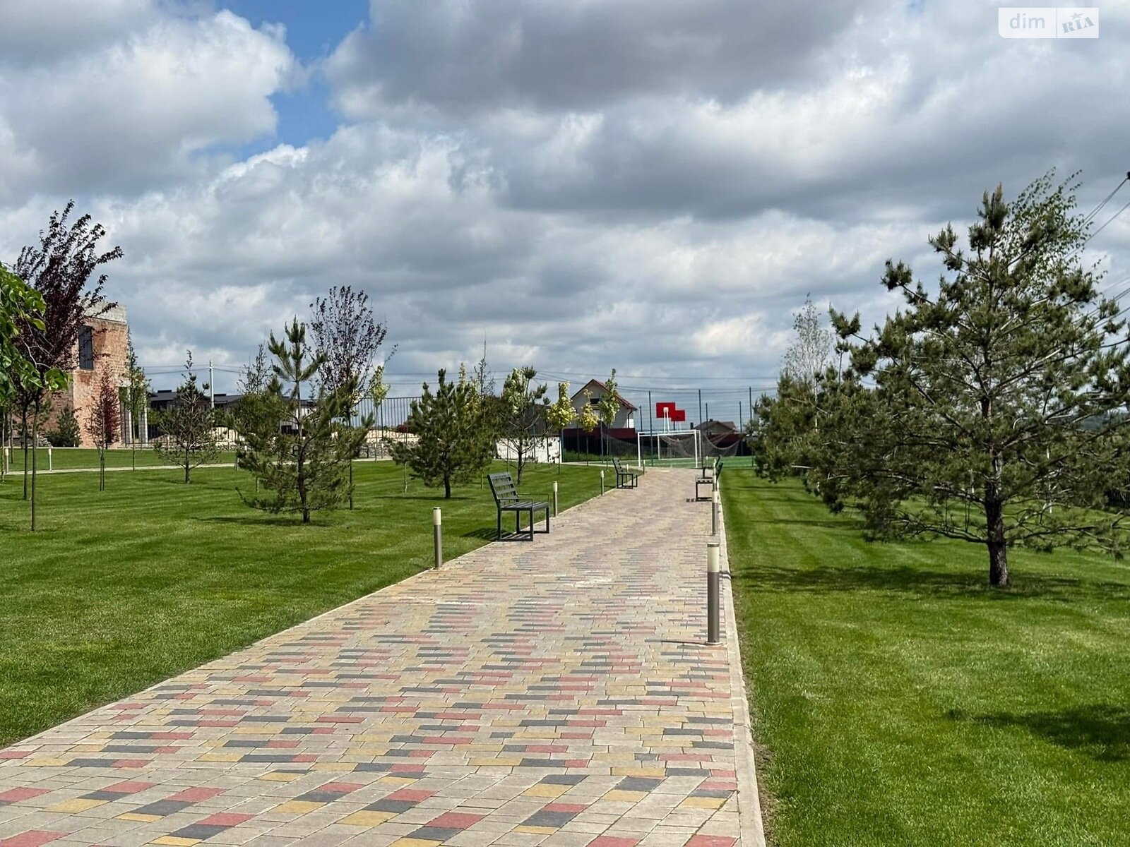 двоповерховий дуплекс, 115 кв. м, цегла. Продаж у Байківці фото 1 двоповерховий дуплекс, 115 кв. м, цегла. Продаж у Байківці фото 1