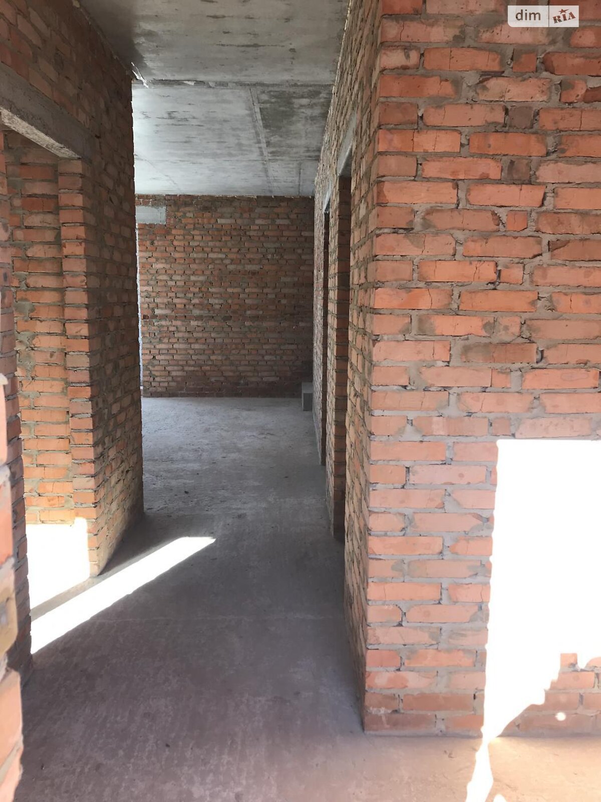 двоповерховий дуплекс, 100 кв. м, кирпич. Продаж у Білій Криниці фото 1 двоповерховий дуплекс, 100 кв. м, кирпич. Продаж у Білій Криниці фото 1