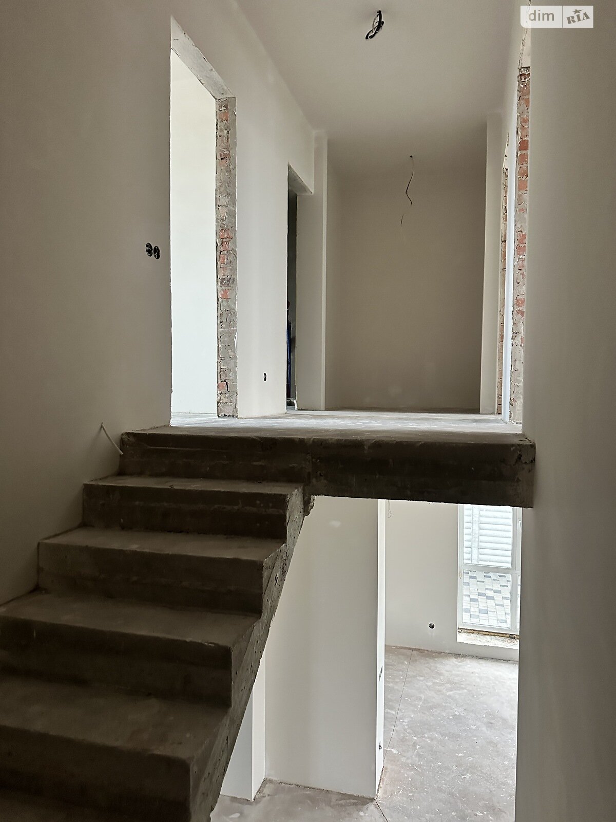 двухэтажный дуплекс, 158 кв. м, кирпич. Продажа в Белой Кринице фото 1 двухэтажный дуплекс, 158 кв. м, кирпич. Продажа в Белой Кринице фото 1