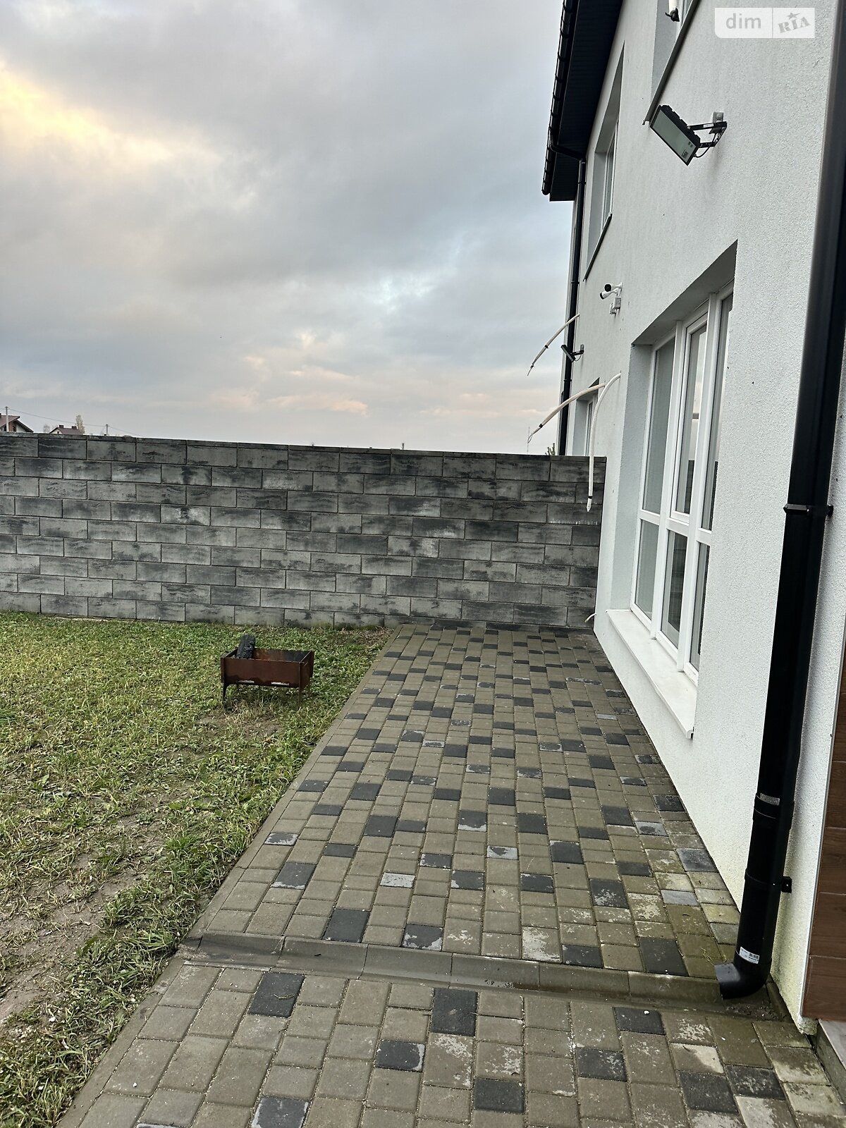 двухэтажный дуплекс, 158 кв. м, кирпич. Продажа в Белой Кринице фото 1 двухэтажный дуплекс, 158 кв. м, кирпич. Продажа в Белой Кринице фото 1