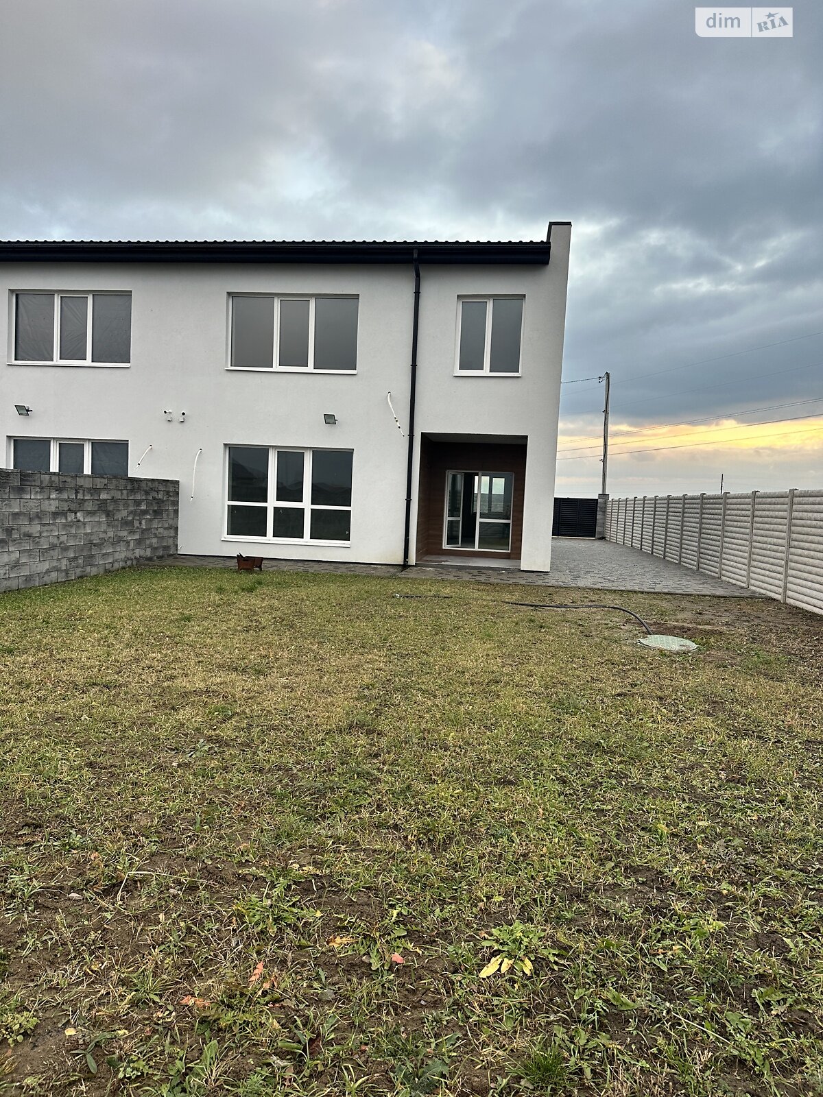 двухэтажный дуплекс, 158 кв. м, кирпич. Продажа в Белой Кринице фото 1 двухэтажный дуплекс, 158 кв. м, кирпич. Продажа в Белой Кринице фото 1