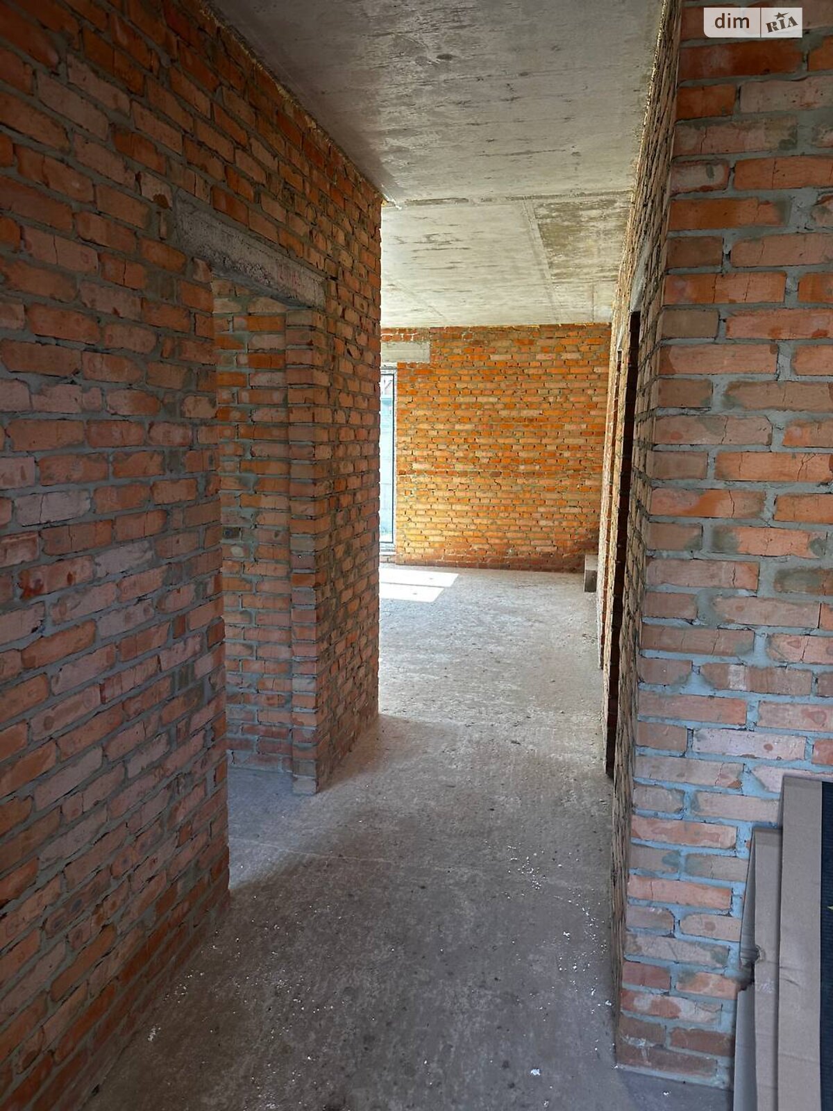 двоповерховий дуплекс, 108 кв. м, цегла. Продаж у Білій Криниці фото 1 двоповерховий дуплекс, 108 кв. м, цегла. Продаж у Білій Криниці фото 1