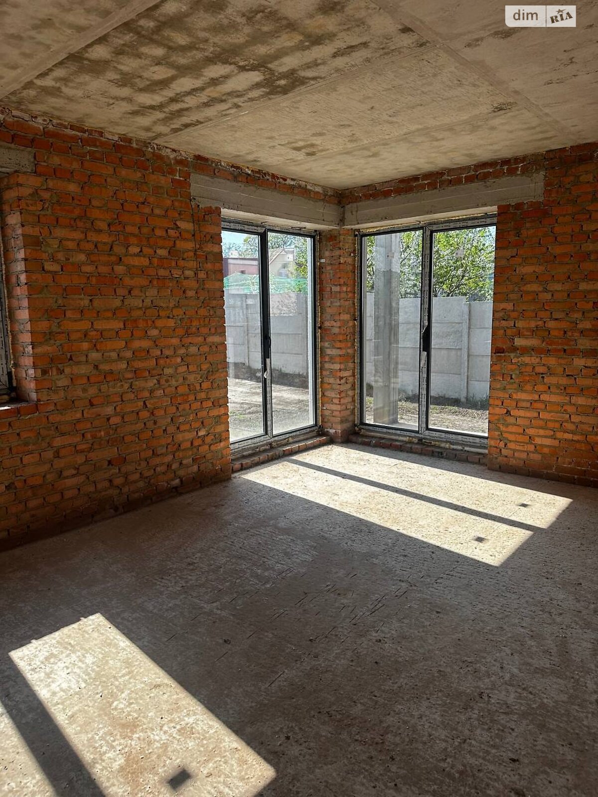 двоповерховий дуплекс, 108 кв. м, цегла. Продаж у Білій Криниці фото 1 двоповерховий дуплекс, 108 кв. м, цегла. Продаж у Білій Криниці фото 1