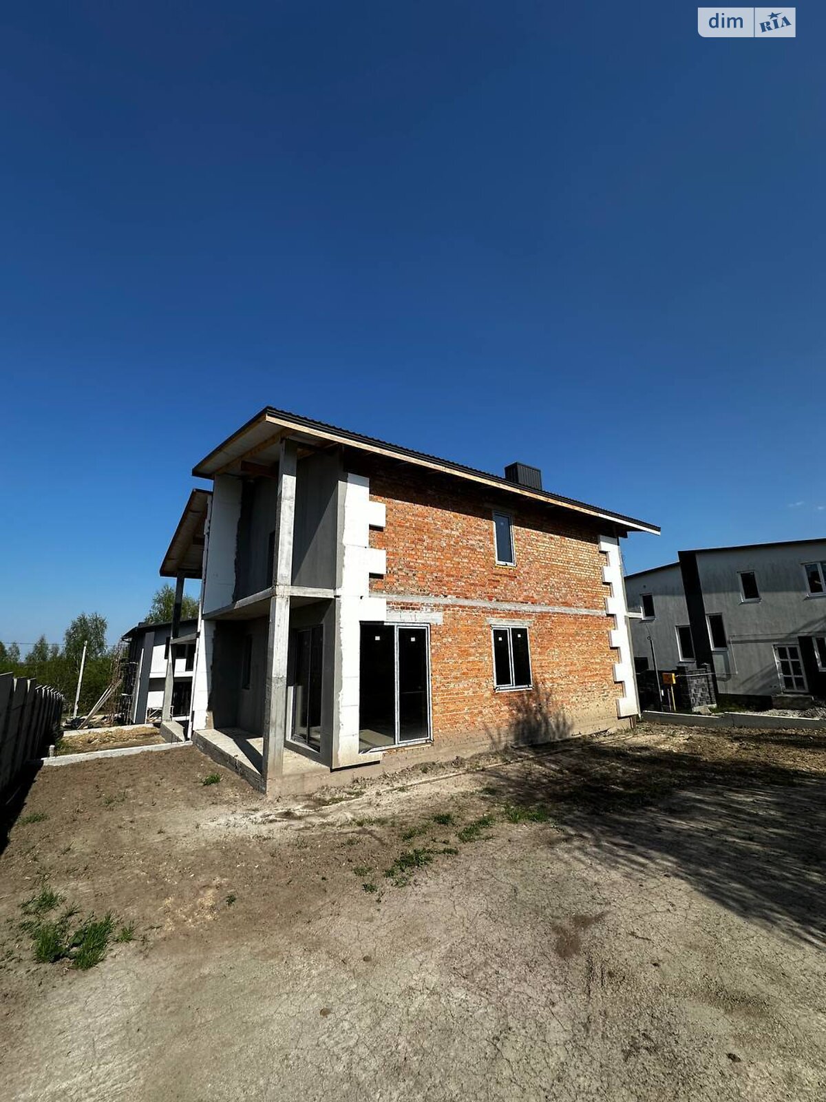двоповерховий дуплекс, 108 кв. м, цегла. Продаж у Білій Криниці фото 1 двоповерховий дуплекс, 108 кв. м, цегла. Продаж у Білій Криниці фото 1